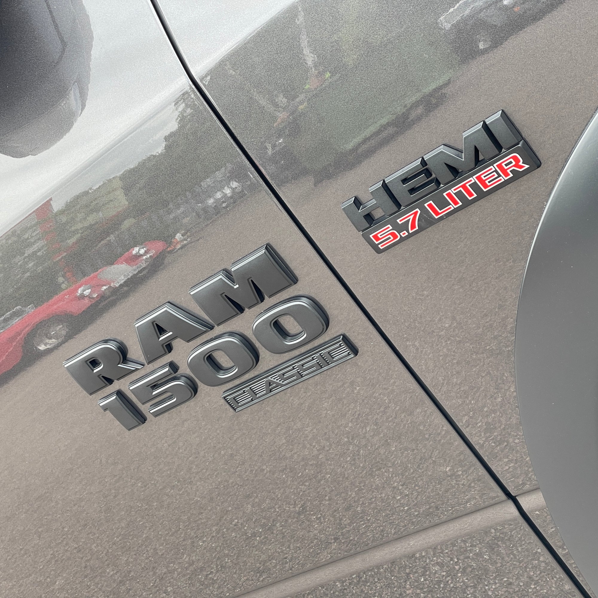 2023 RAM 1500 WARLOCK CREW CAB - GRANITE CRYSTAL WITH BLACK