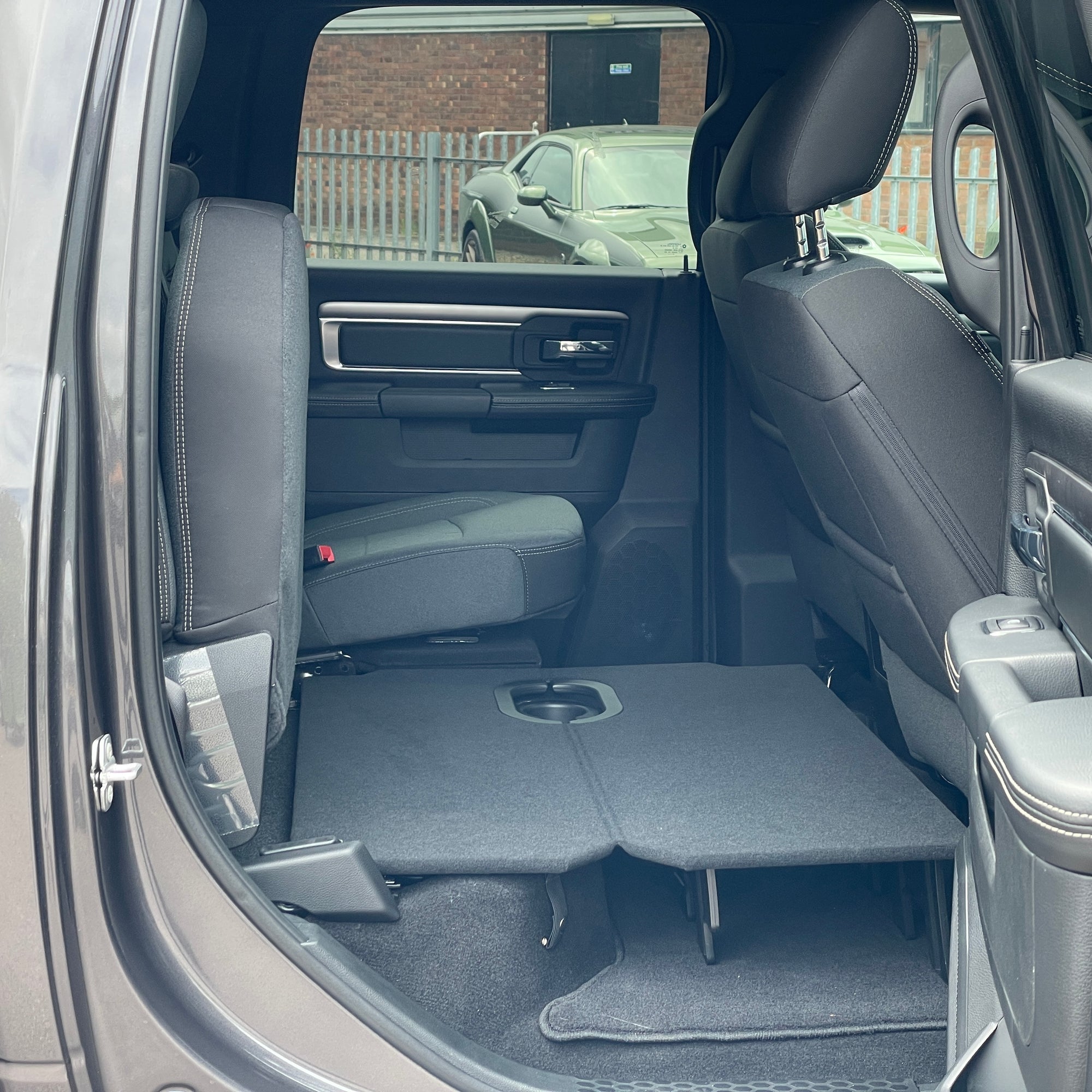 2023 RAM 1500 WARLOCK CREW CAB - GRANITE CRYSTAL WITH BLACK