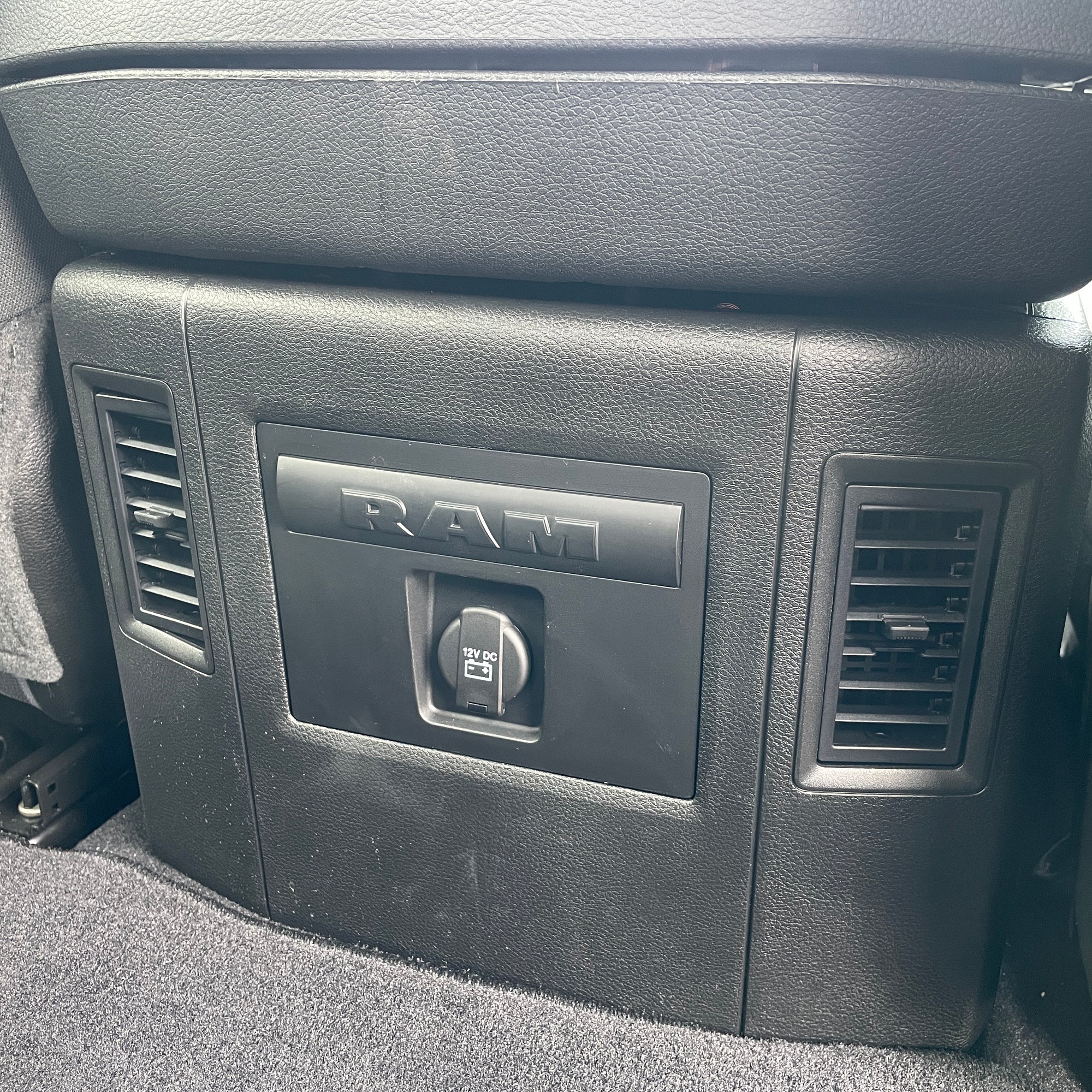 2023 RAM 1500 WARLOCK CREW CAB - GRANITE CRYSTAL WITH BLACK