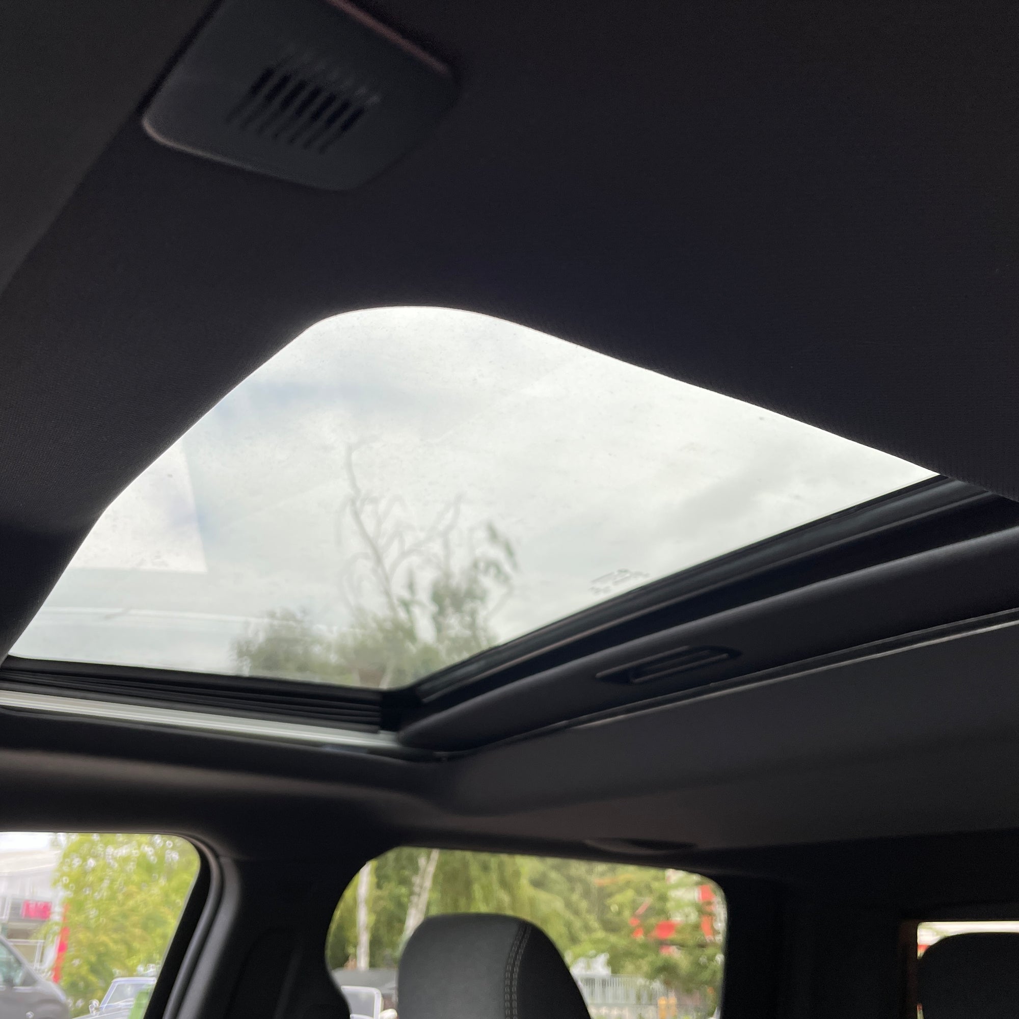 2023 RAM 1500 WARLOCK CREW CAB - GRANITE CRYSTAL WITH BLACK