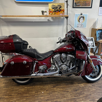 INDIAN ROADMASTER - BURGUNDY METALLIC - Preloved