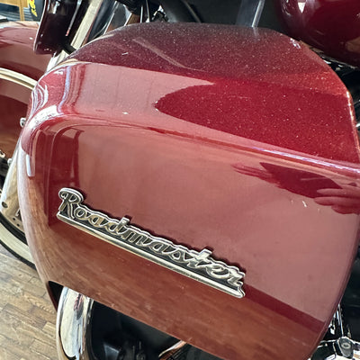 INDIAN ROADMASTER - BURGUNDY METALLIC - Preloved