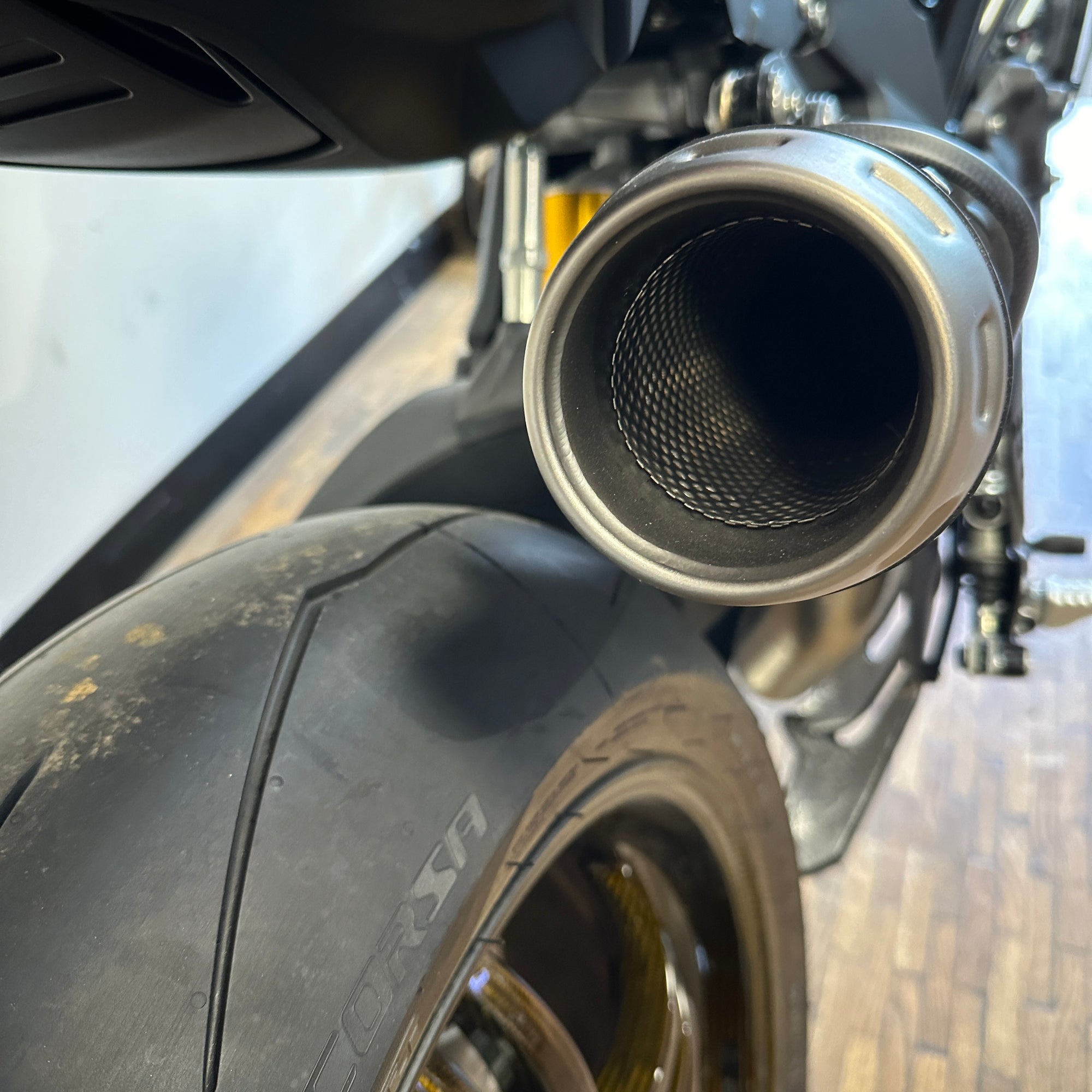 MV Agusta Brutale 1000RR NURBURGRING Edition -  RED – SILVER