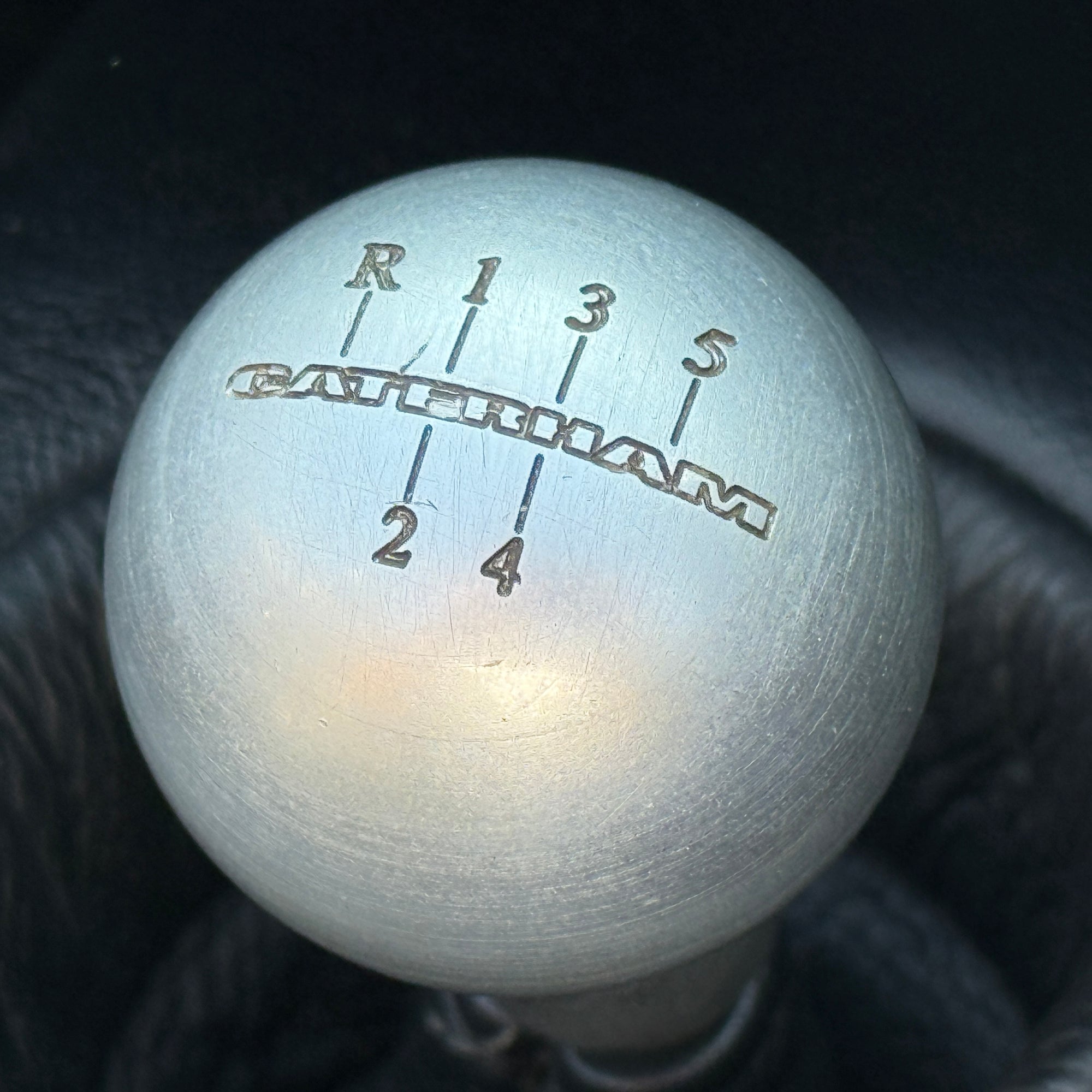 10/10 CATERHAM SEVEN ROADSPORT LARGE CHASSIS - GREEN ALUMINIUM WITH BLACK LEATHER