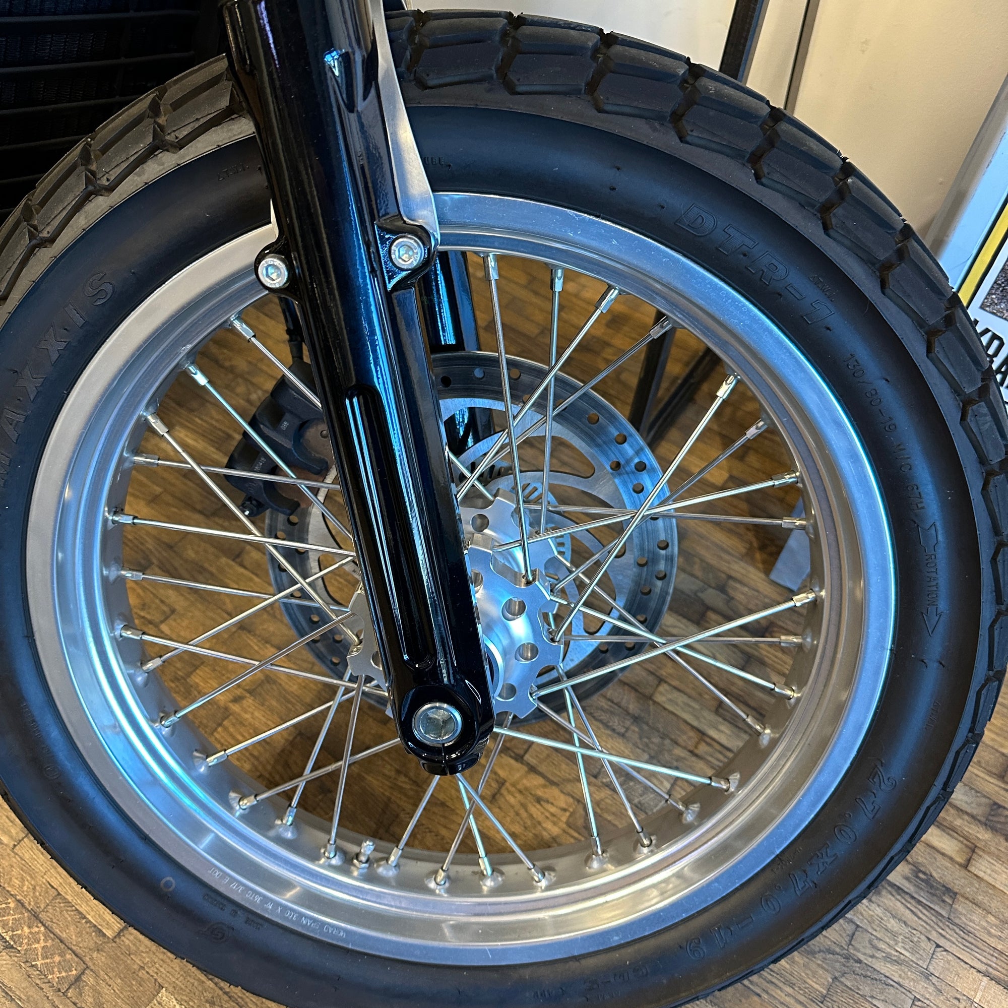 INDIAN SCOUT “Hooligan” - Black - Preloved