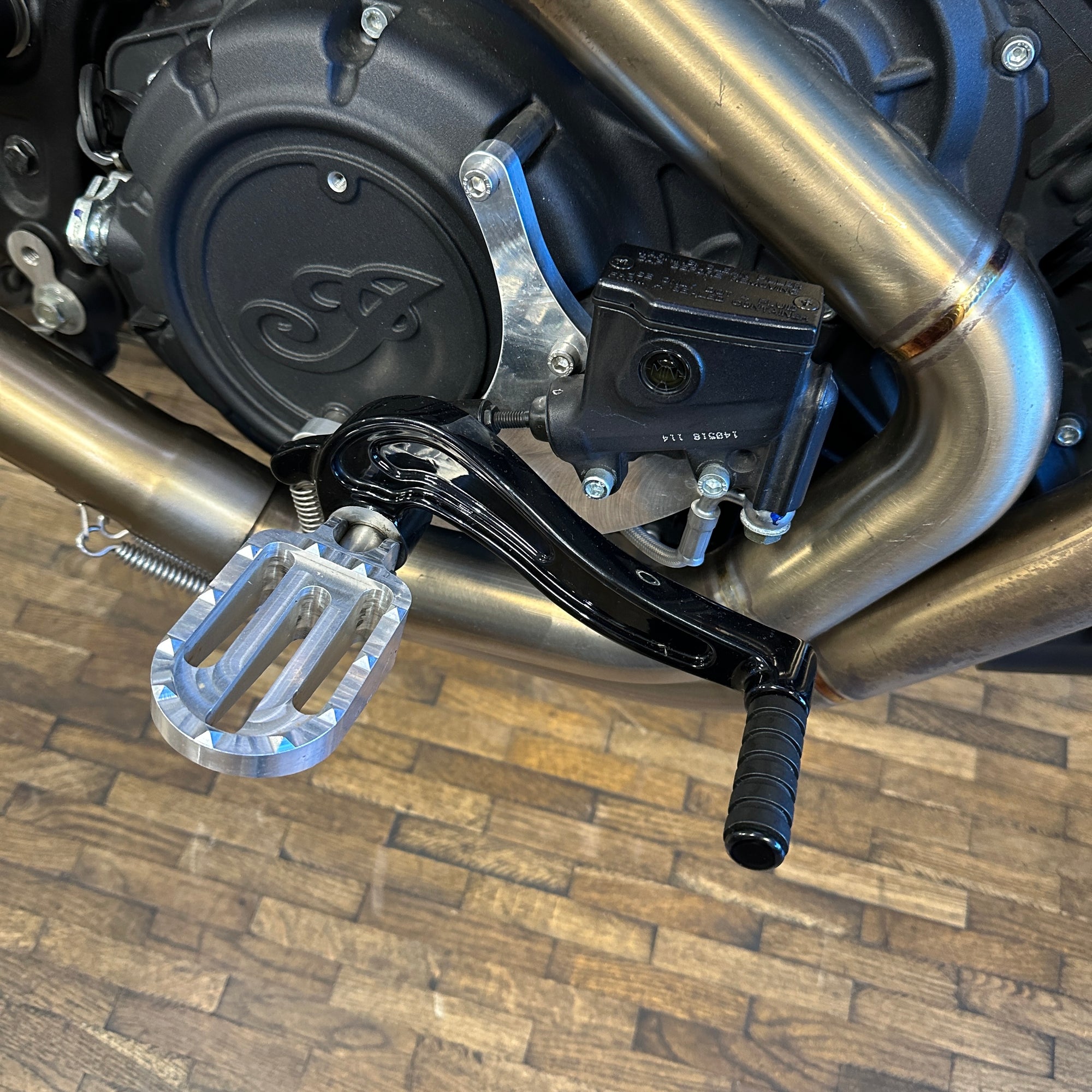 INDIAN SCOUT “Hooligan” - Black - Preloved