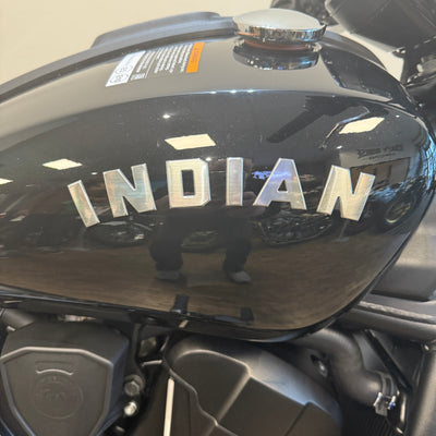 INDIAN SCOUT BOBBER 60 - BLACK METALLIC