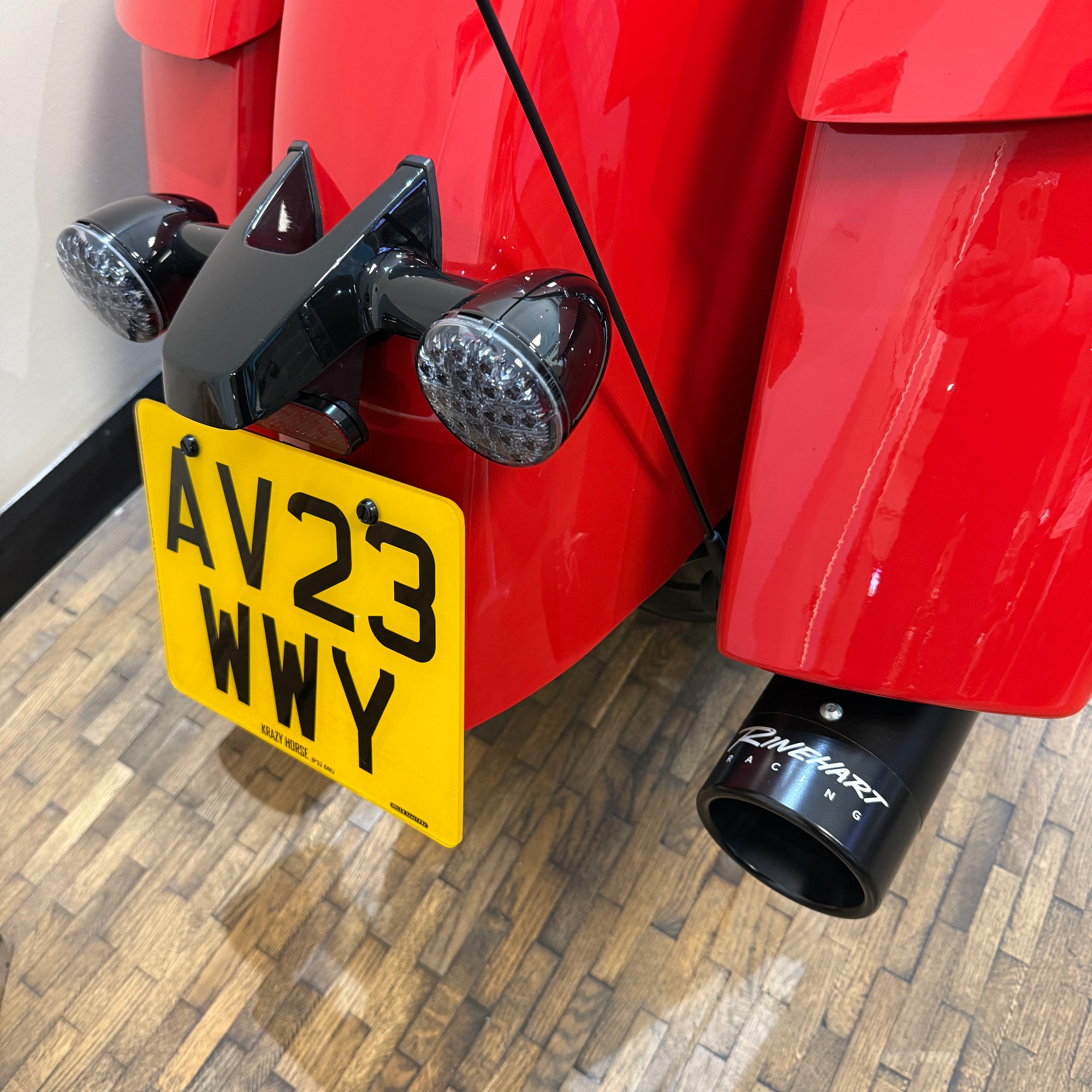 INDIAN CHALLENGER DARKHORSE - INDY RED WITH GRAPHICS - PreLoved