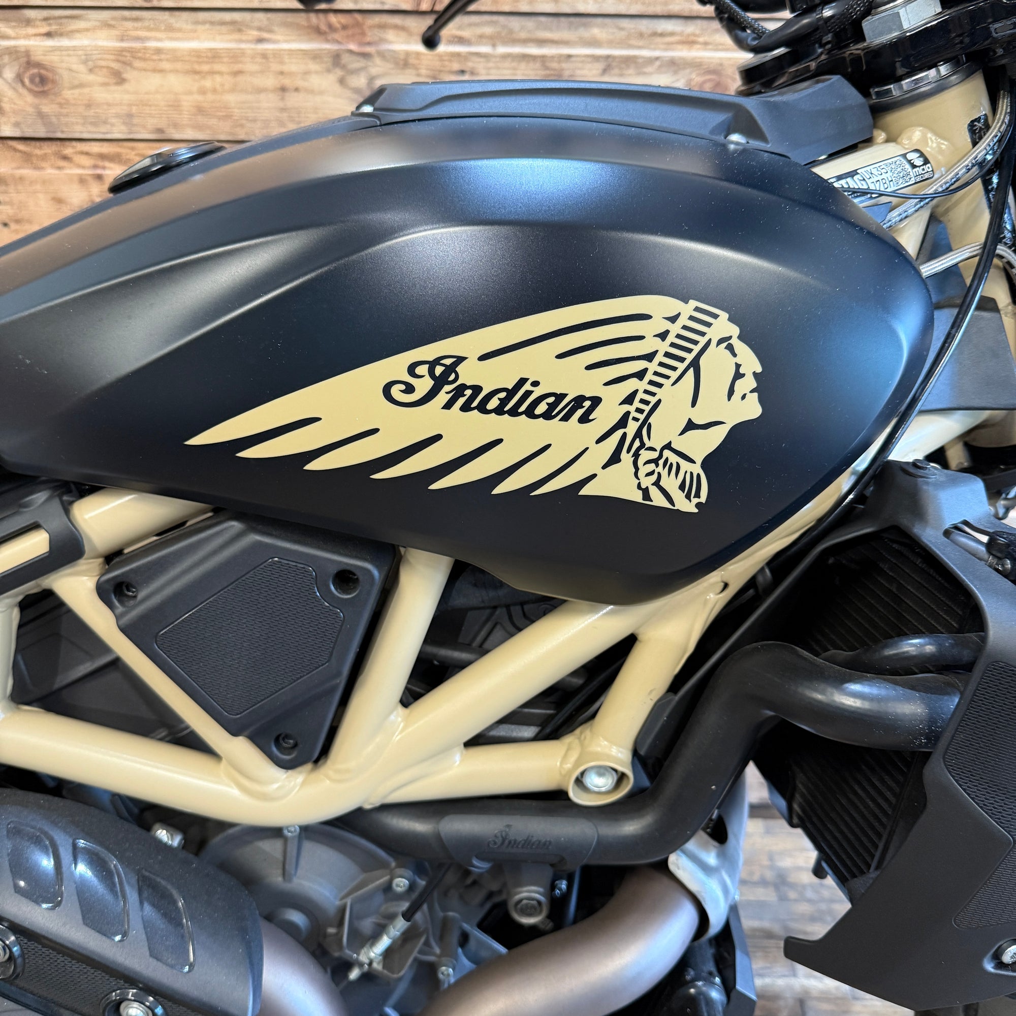 INDIAN FTR RALLY ‘23 - BLACK SMOKE - Preloved