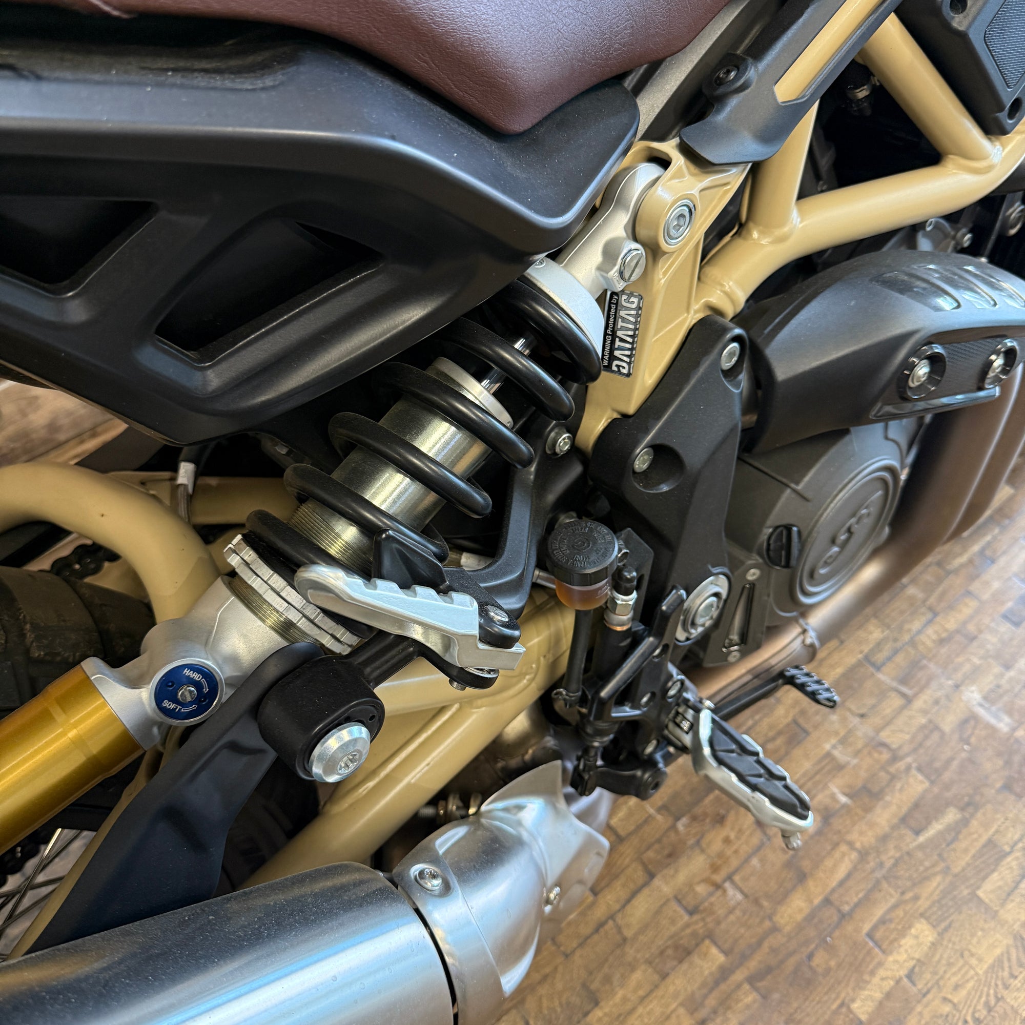 INDIAN FTR RALLY ‘23 - BLACK SMOKE - Preloved