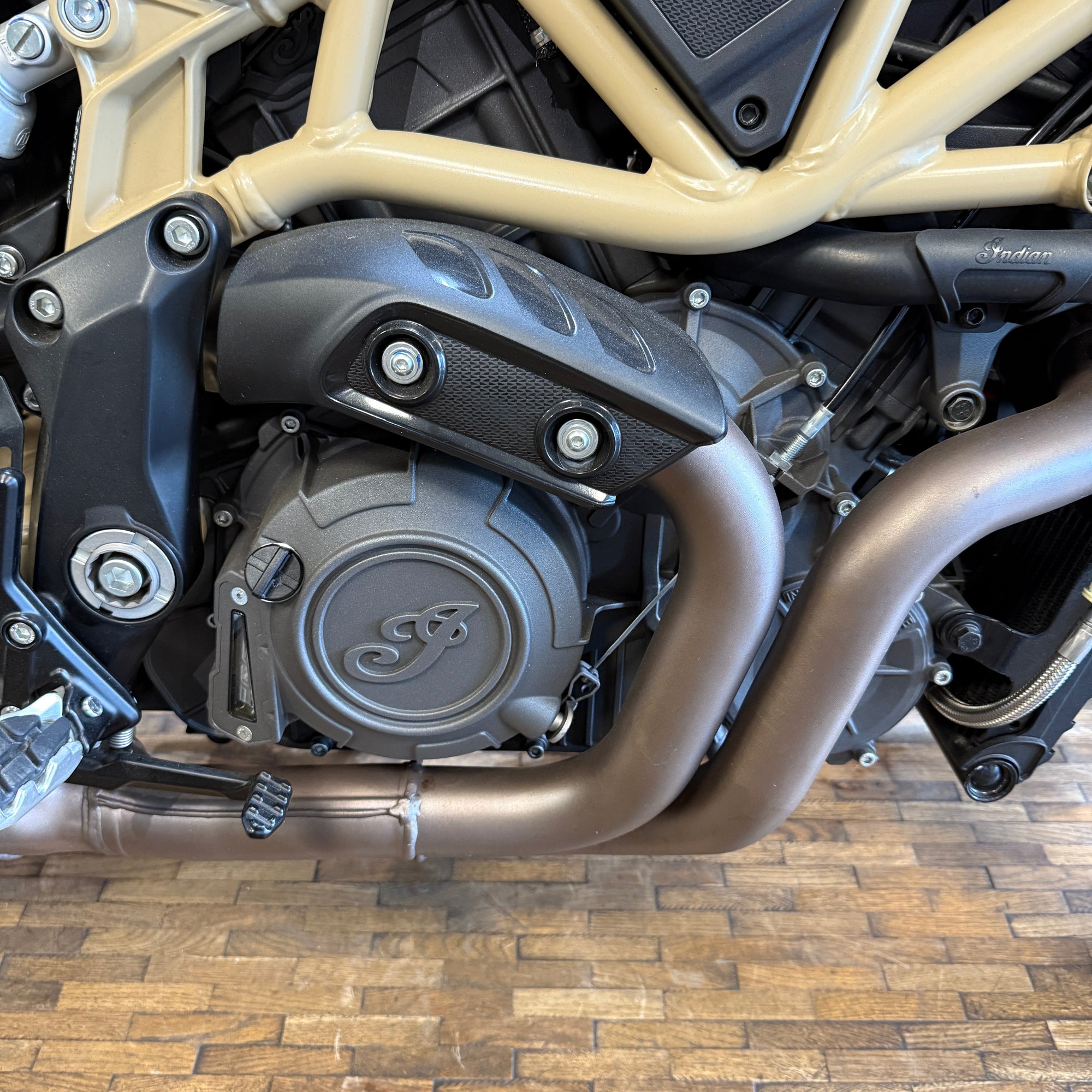 INDIAN FTR RALLY ‘23 - BLACK SMOKE - Preloved