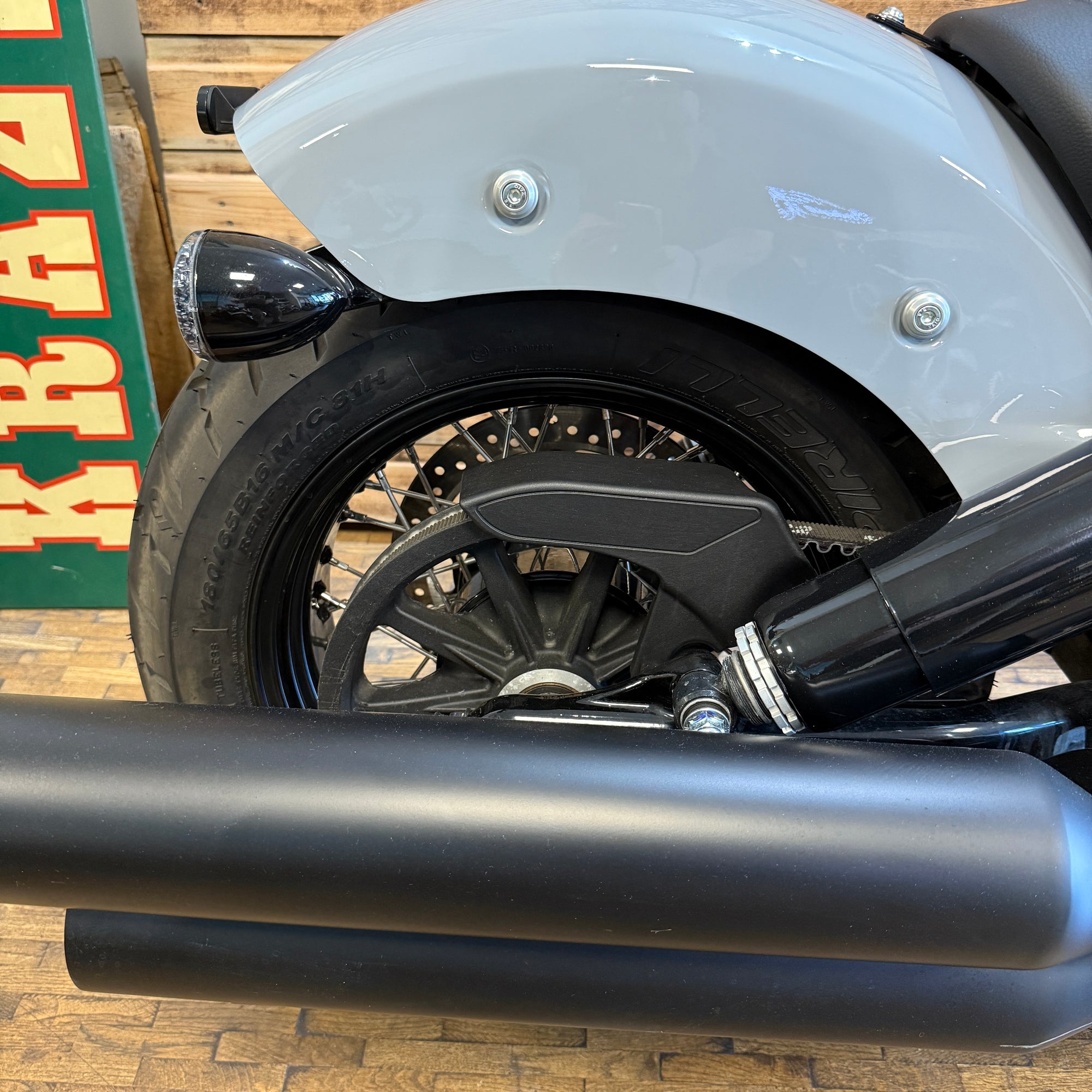 INDIAN CHIEF BOBBER DARKHORSE - STORM GRAY - PreLoved