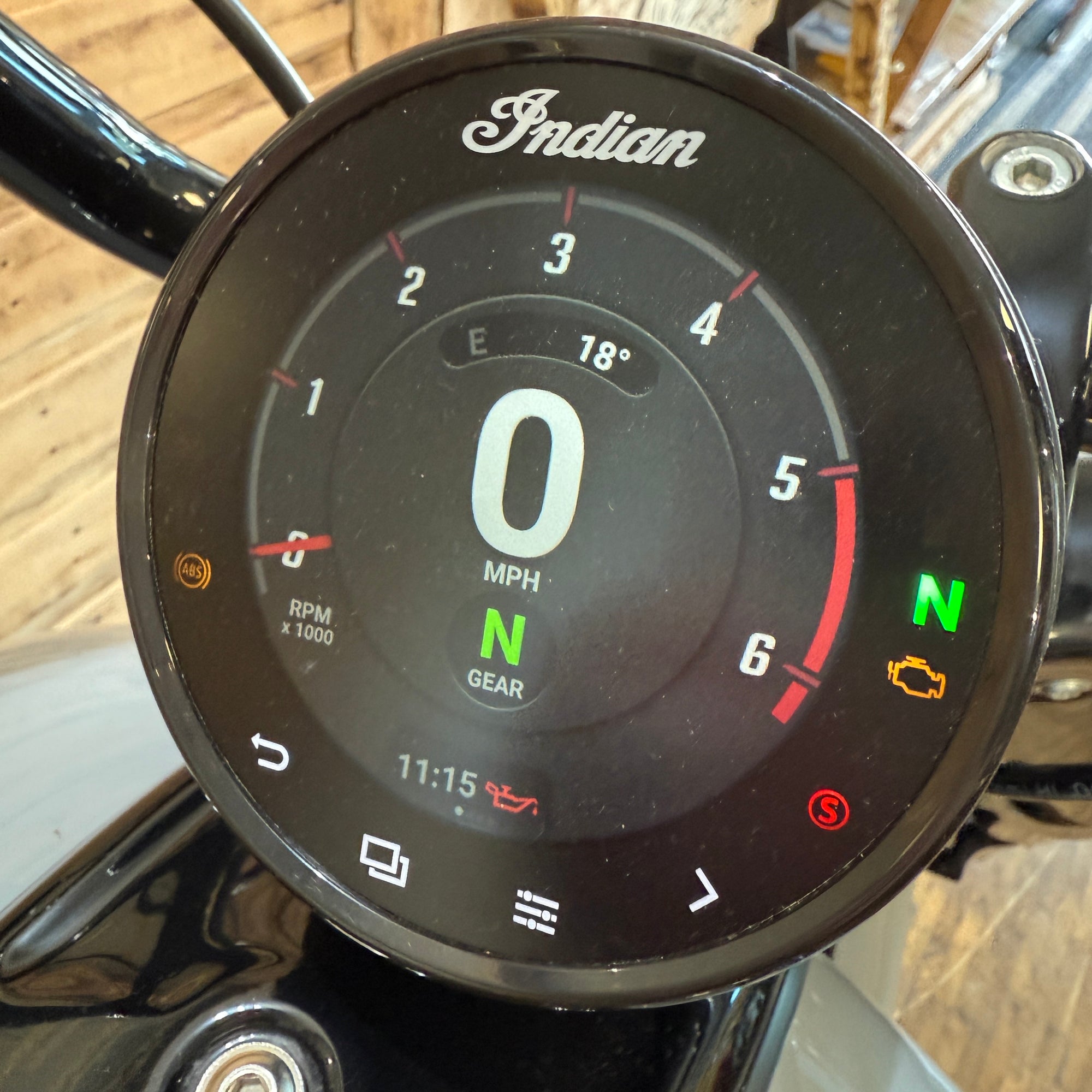 INDIAN CHIEF BOBBER DARKHORSE - STORM GRAY - PreLoved