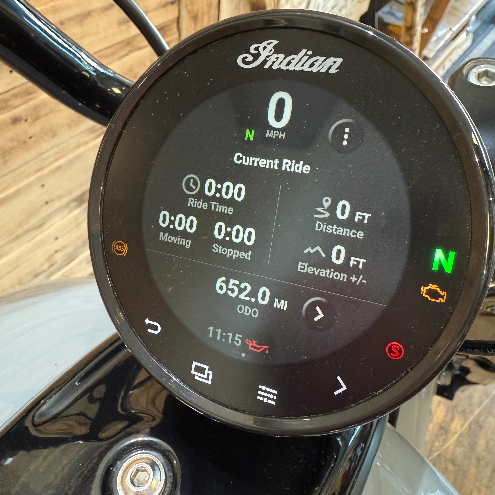 INDIAN CHIEF BOBBER DARKHORSE - STORM GRAY - PreLoved