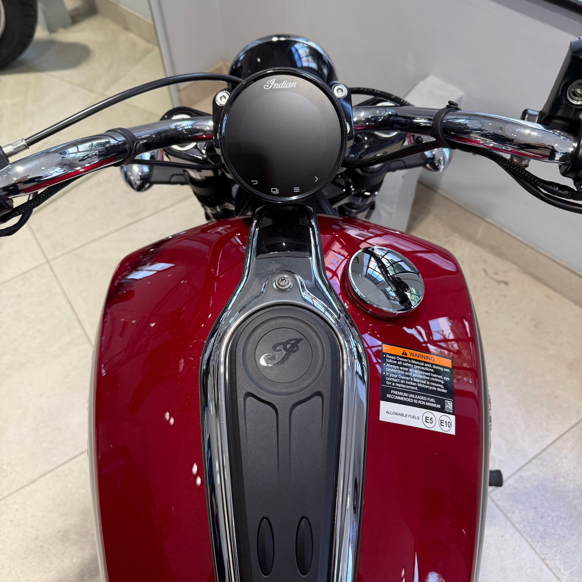 2025 Indian Scout Classic Limited +Tech - Sunset Red Metallic