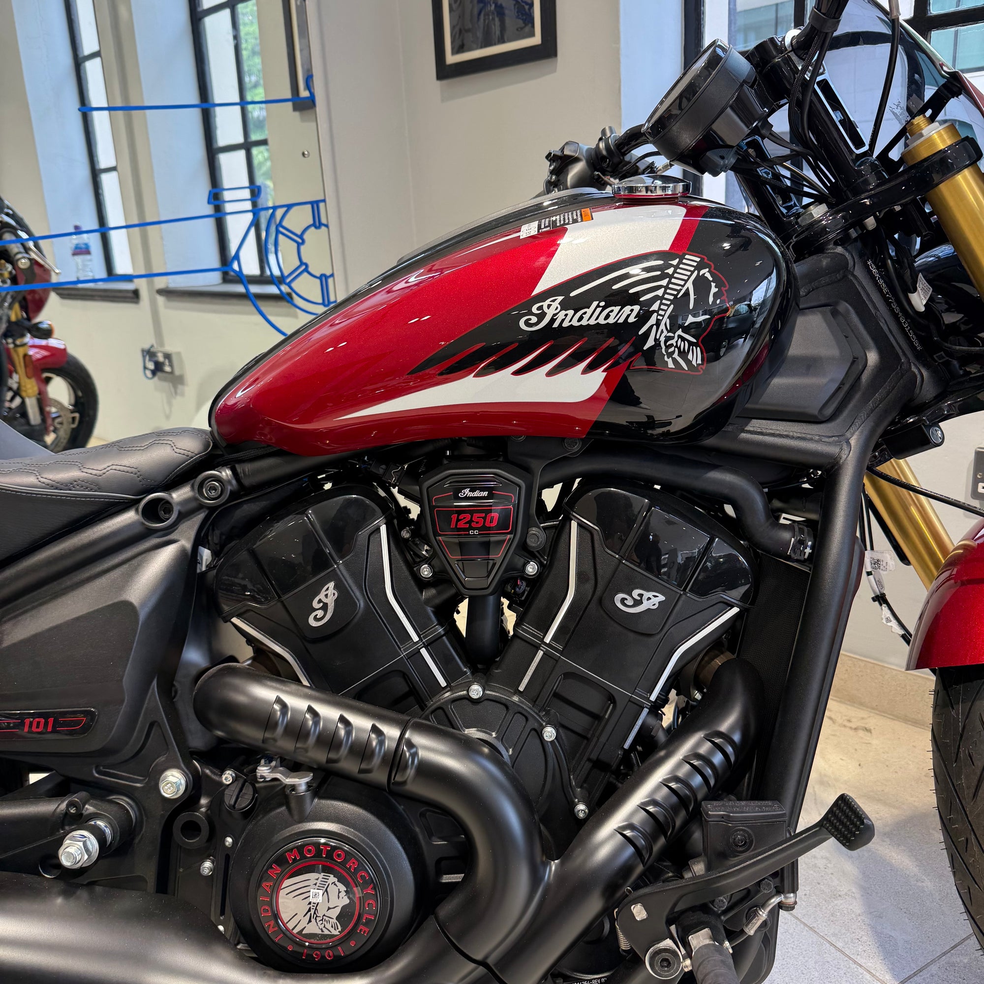 2025 Indian Scout 101 - Sunset Red Metallic