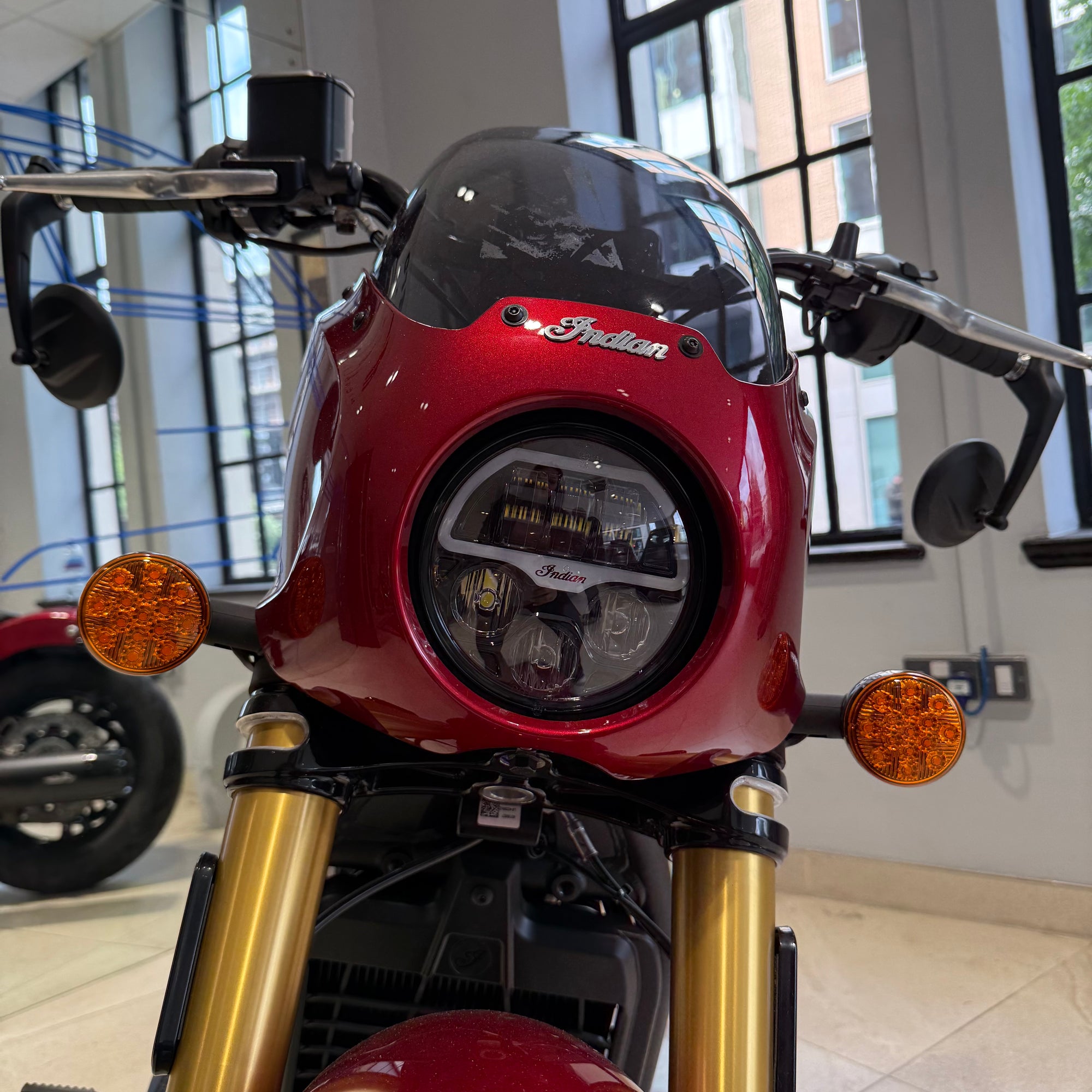 2025 Indian Scout 101 - Sunset Red Metallic