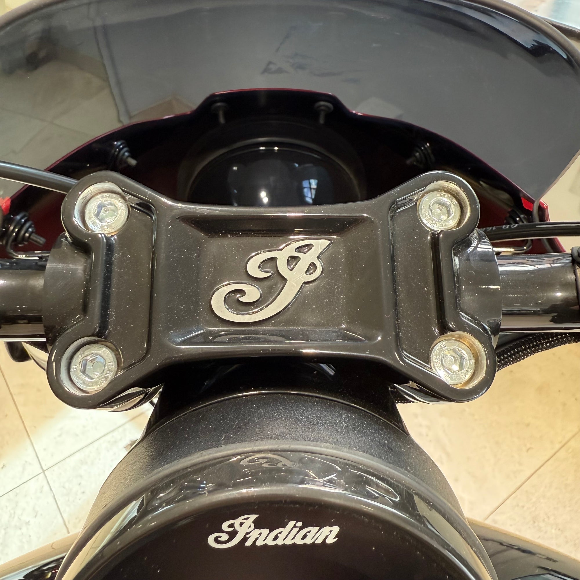 2025 Indian Scout 101 - Sunset Red Metallic