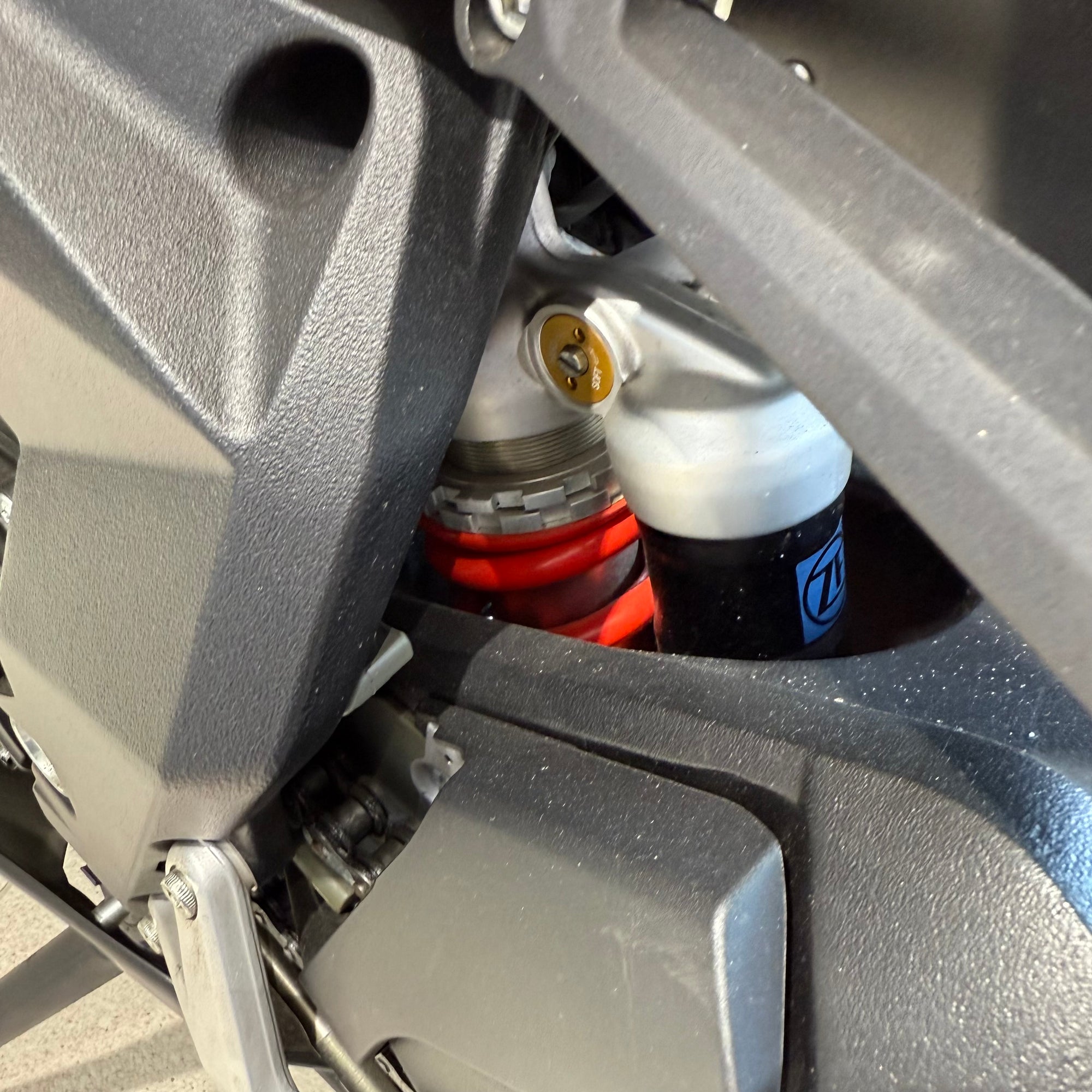 2021 MV Agusta Superveloce E5 - Metallic Yellow / Matt Metallic Graphite - PreLoved