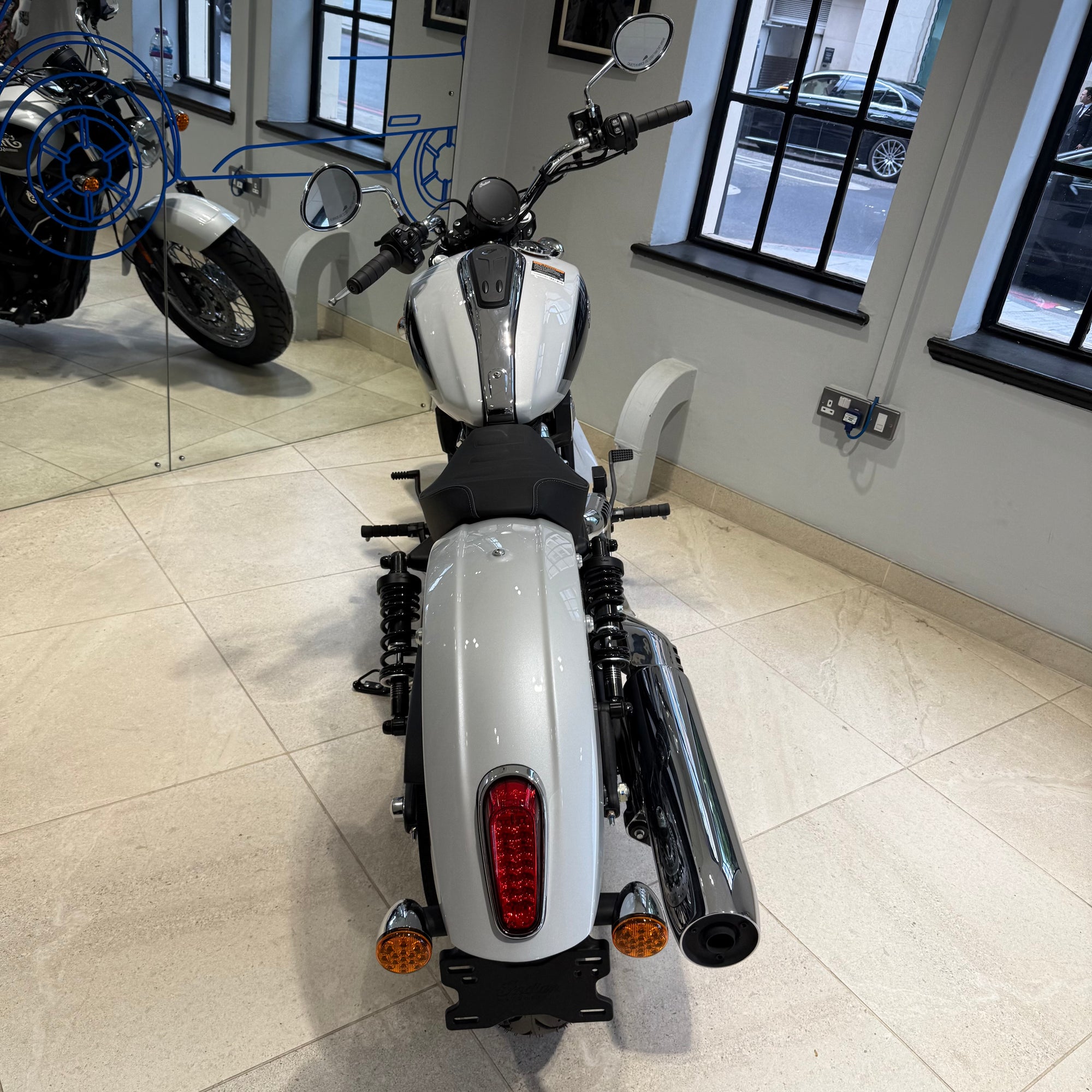 2025 Indian Scout Classic Limited +Tech - Ghost White Metallic