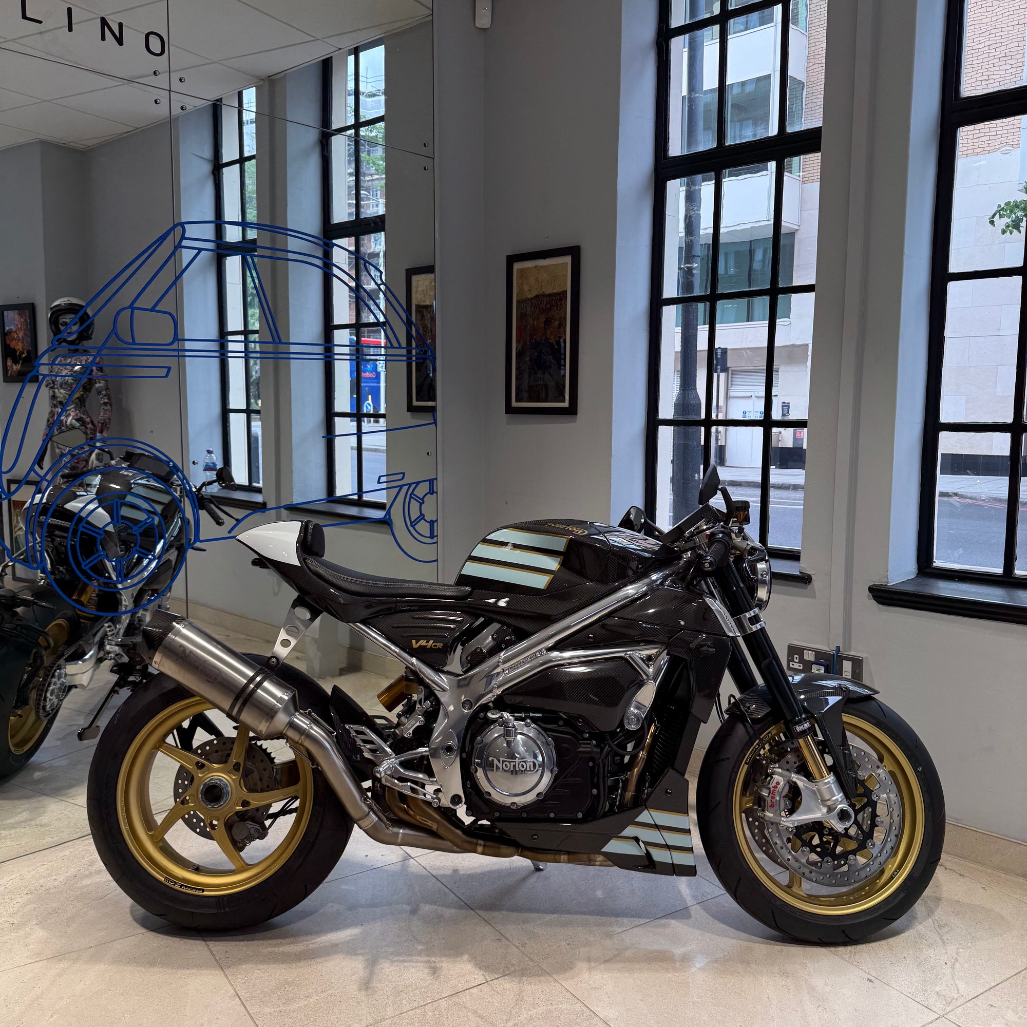 2025 Norton V4CR Carbon - Carbon Fibre / Black