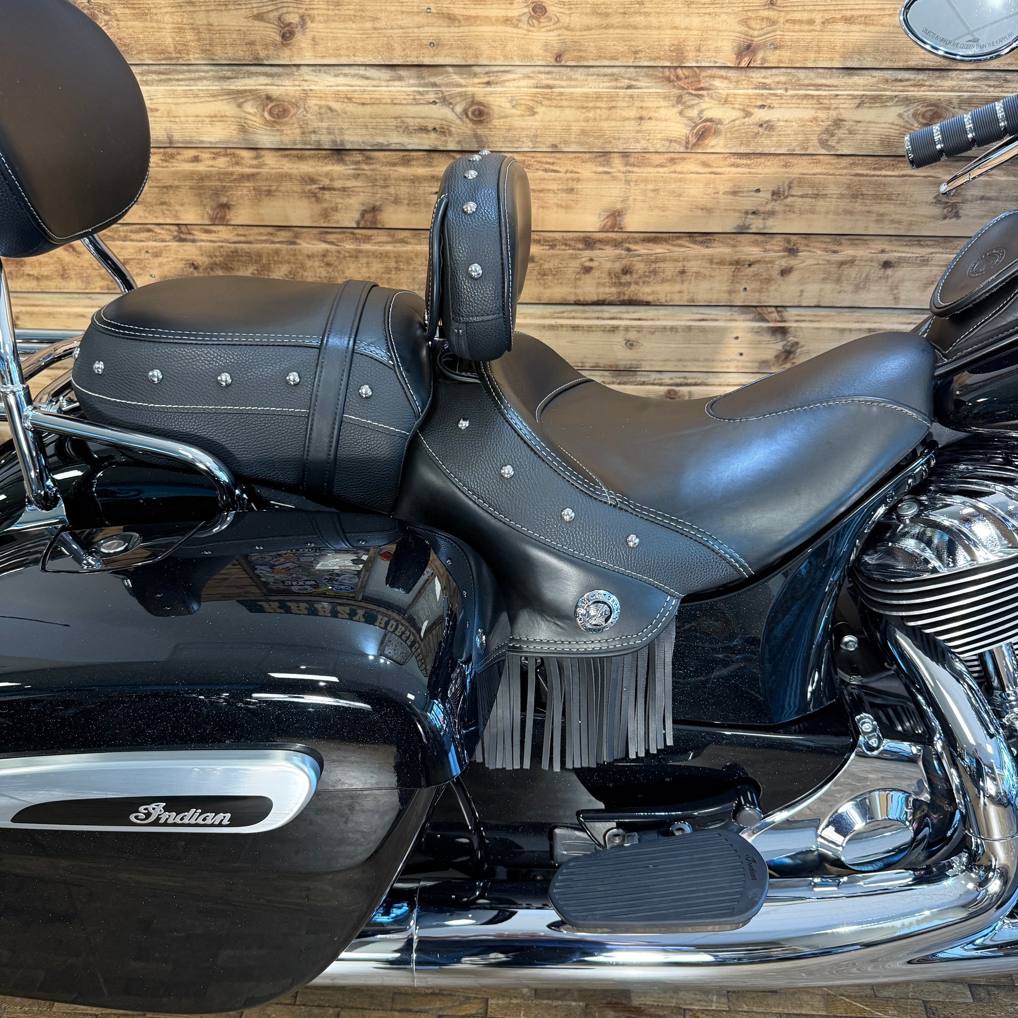 INDIAN CHIEFTAIN LTD - Thunder Black Pearl - PreLoved