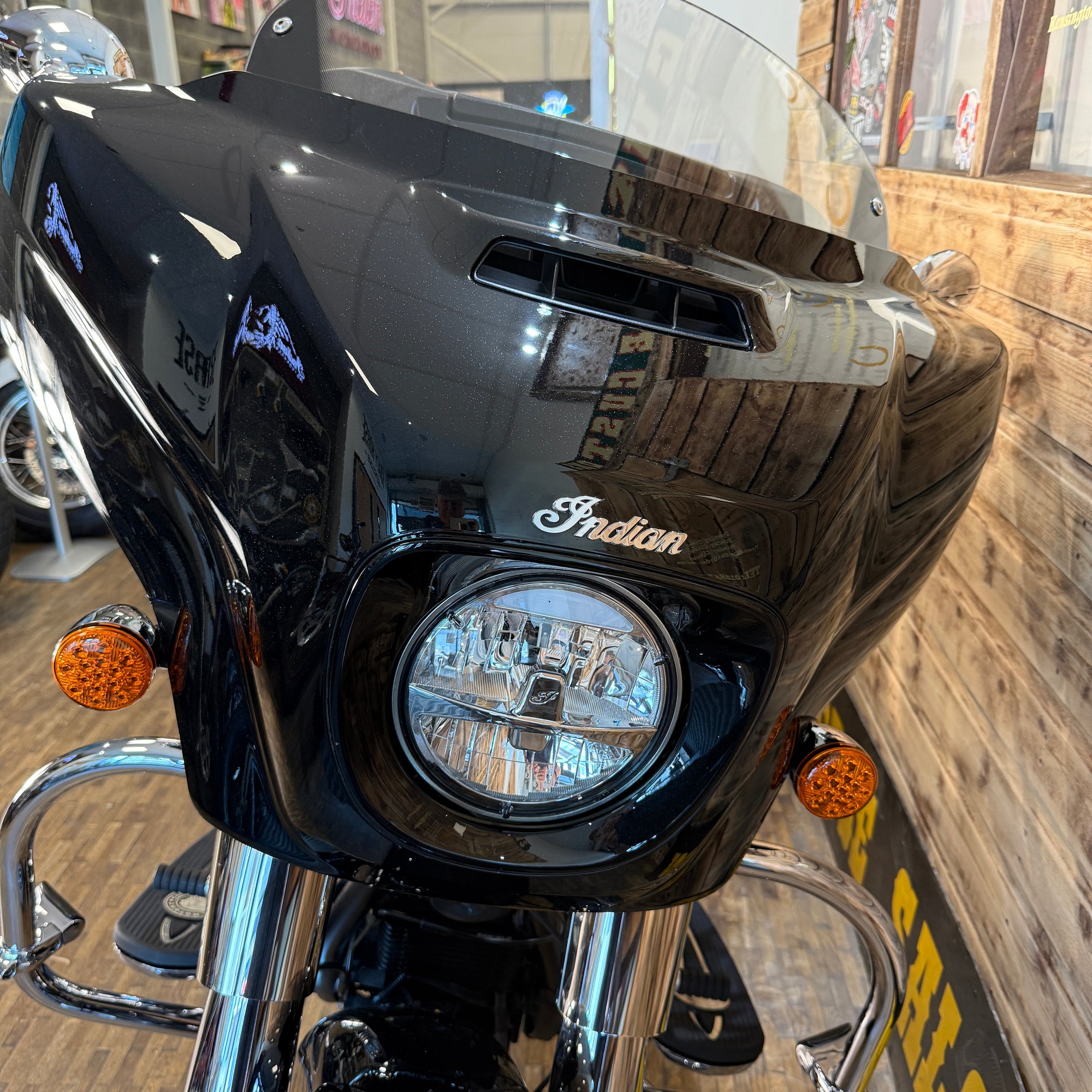 INDIAN CHIEFTAIN LTD - Thunder Black Pearl - PreLoved