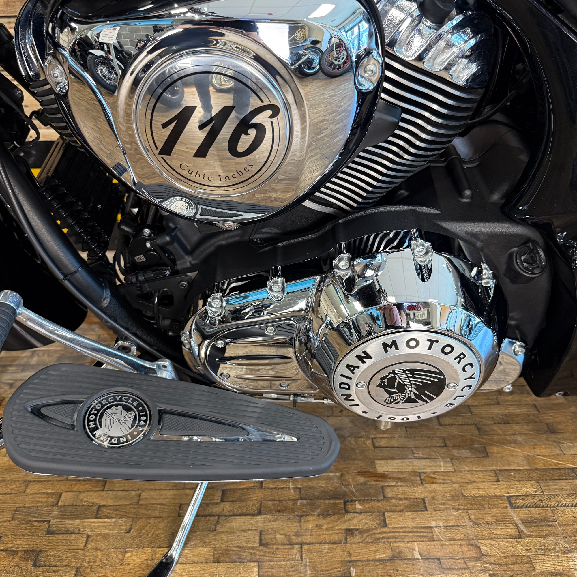 INDIAN CHIEFTAIN LTD - Thunder Black Pearl - PreLoved