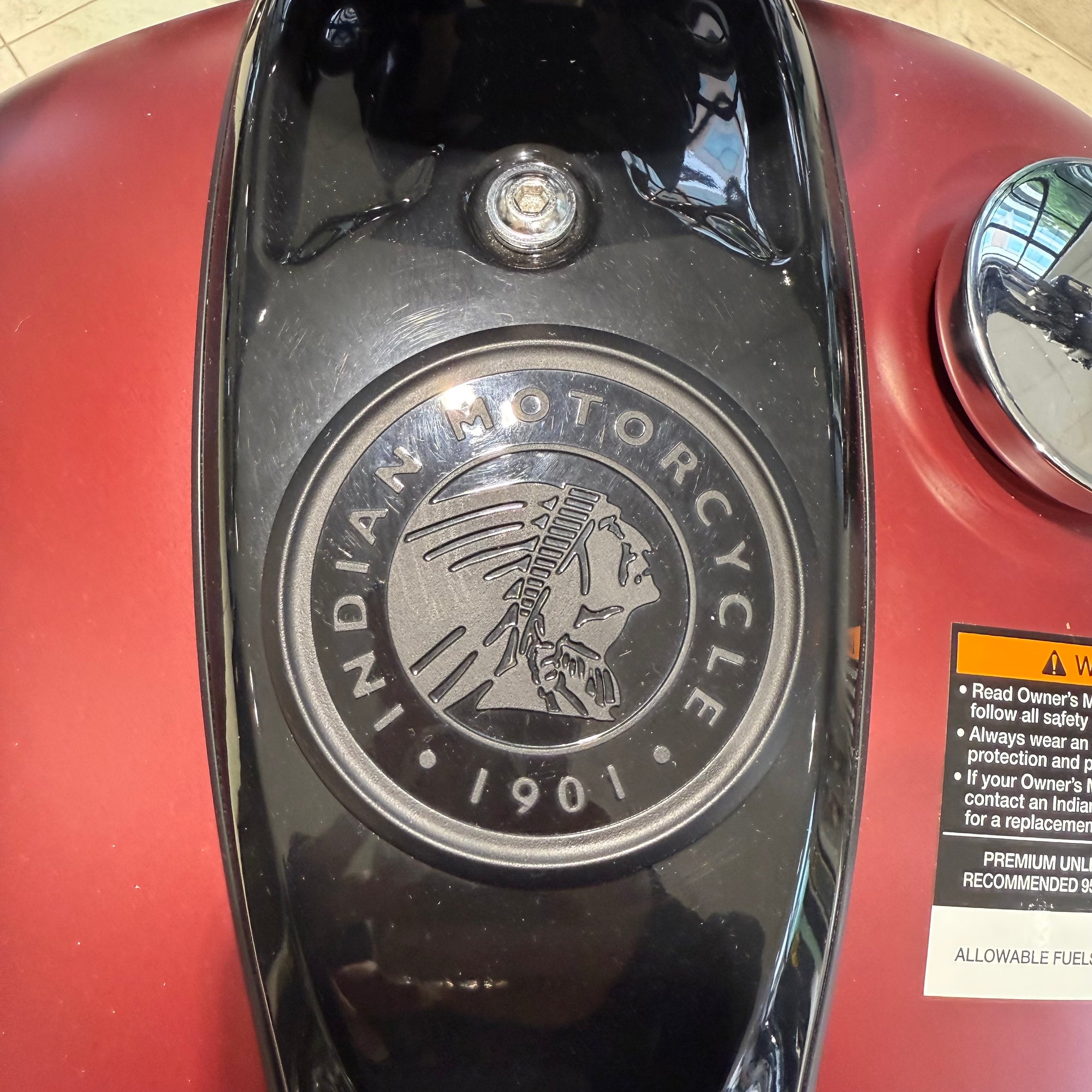 Indian Chief Bobber Dark Horse - Copper Smoke