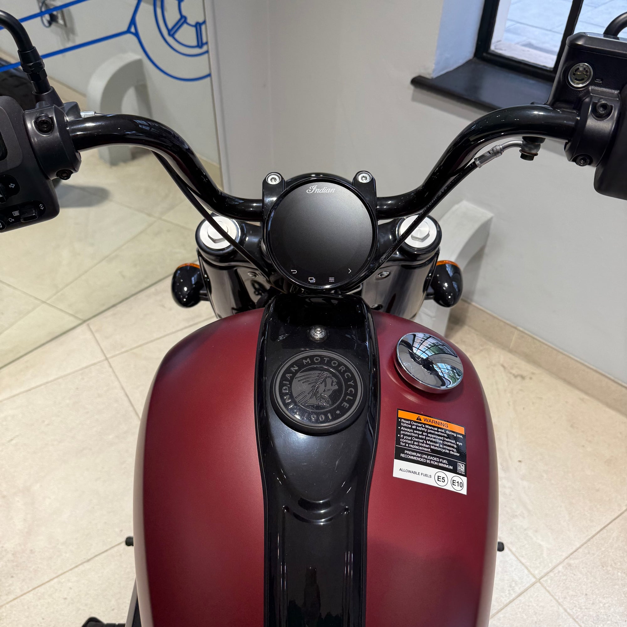 Indian Chief Bobber Dark Horse - Copper Smoke