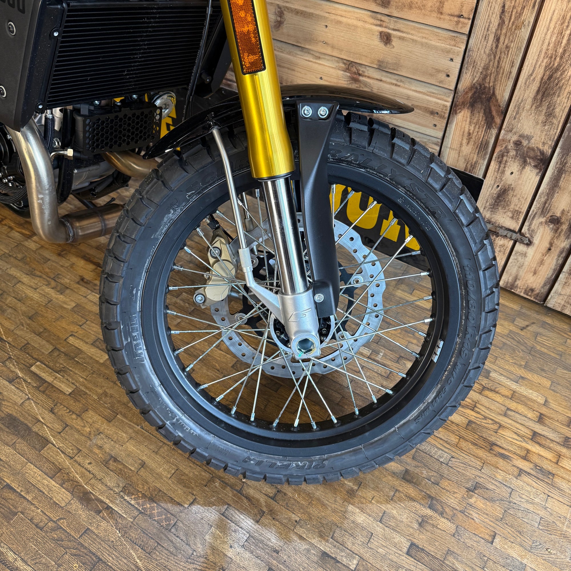 2025 FANTIC SC500 DELUXE - Grey