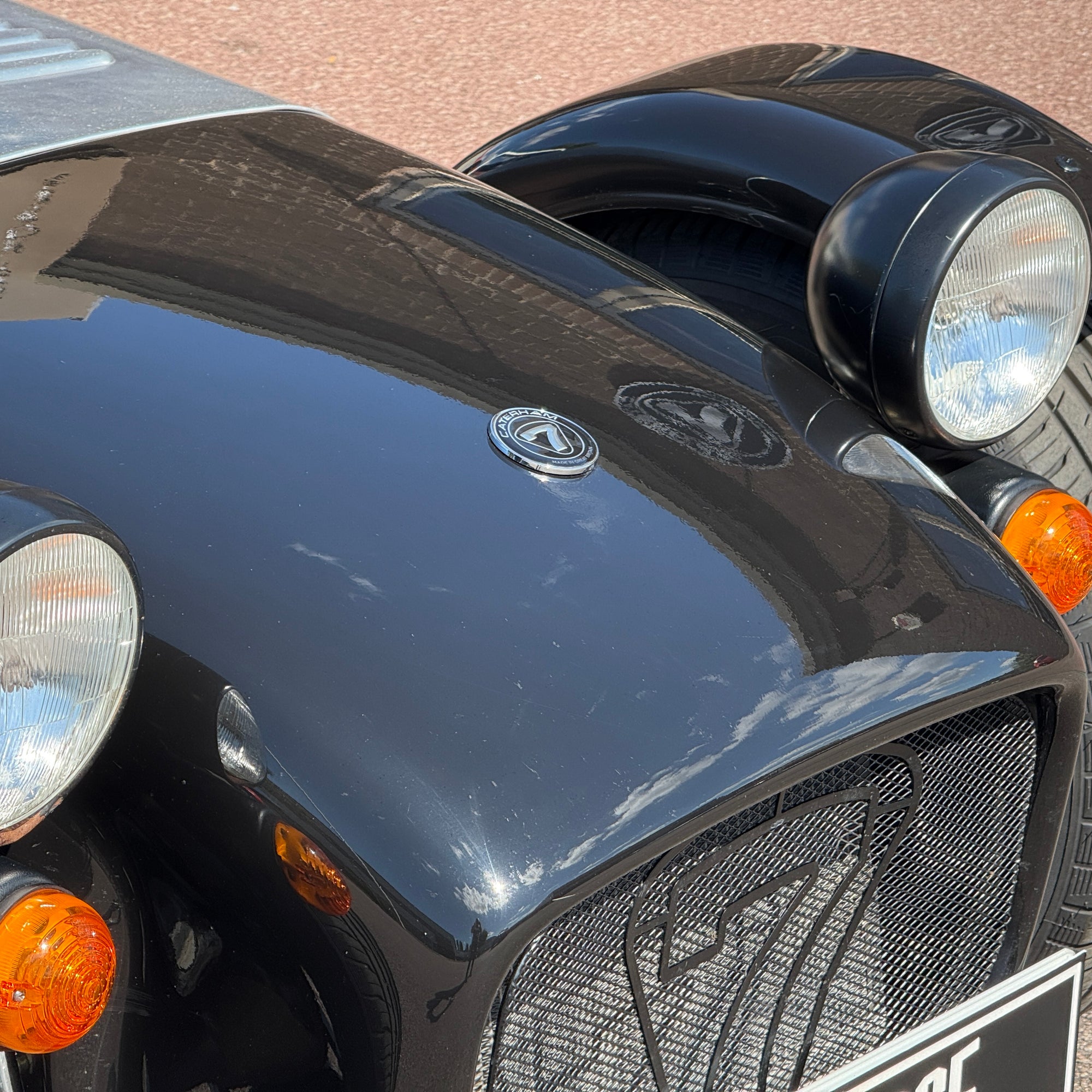 2022 CATERHAM ACADEMY - BARE ALUMINIUM BODY WITH BLACK WINGS AND NOSECONE