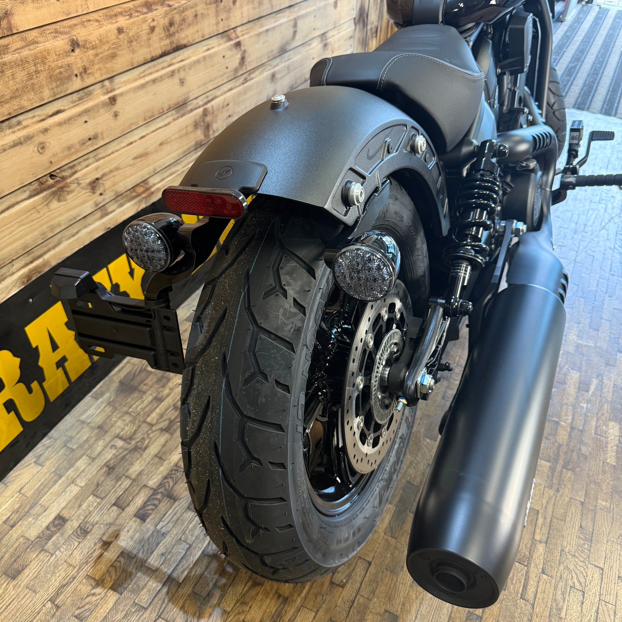 INDIAN SCOUT 60'25 model - Metallic Black