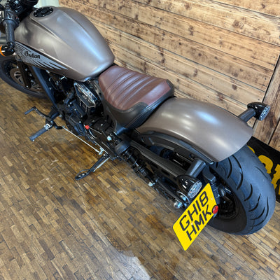 INDIAN SCOUT BOBBER  - Bronze smoke - PreLoved