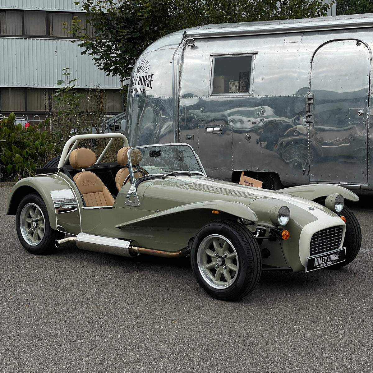 SOLD - 21/21 CATERHAM SUPER SEVEN 1600 STANDARD CHASSIS - SAXONY GREY & OXFORD WHITE WITH BISCUIT MUIRHEAD LEATHER