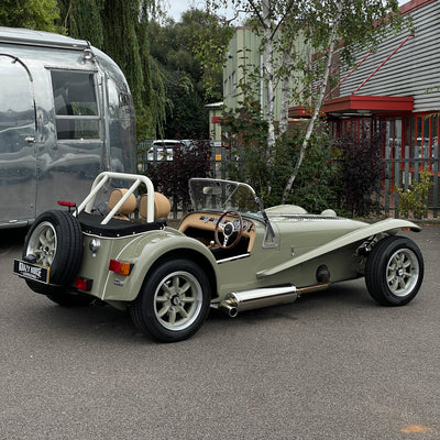 21/21 CATERHAM SUPER SEVEN 1600 STANDARD CHASSIS - SAXONY GREY & OXFORD WHITE WITH BISCUIT MUIRHEAD LEATHER