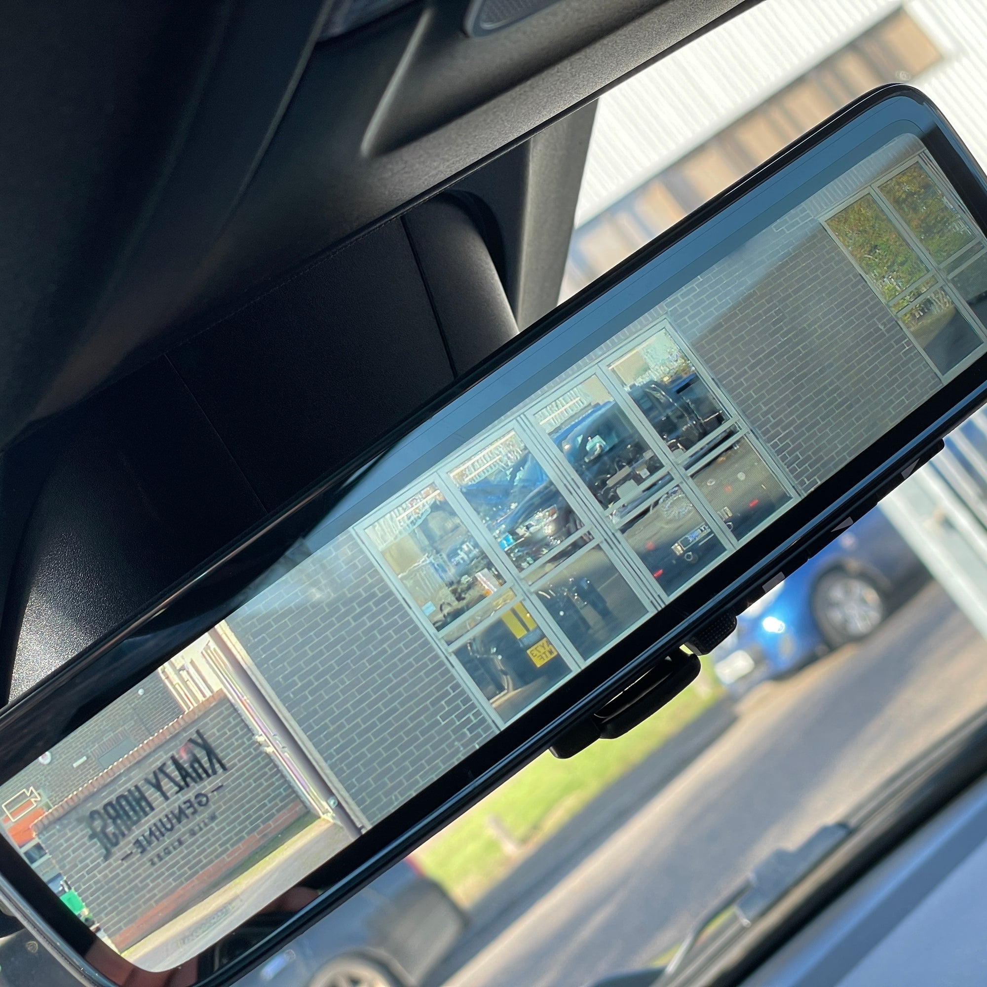 RAM 1500 LIMITED NIGHT CREW CAB - DIAMOND BLACK WITH BLACK