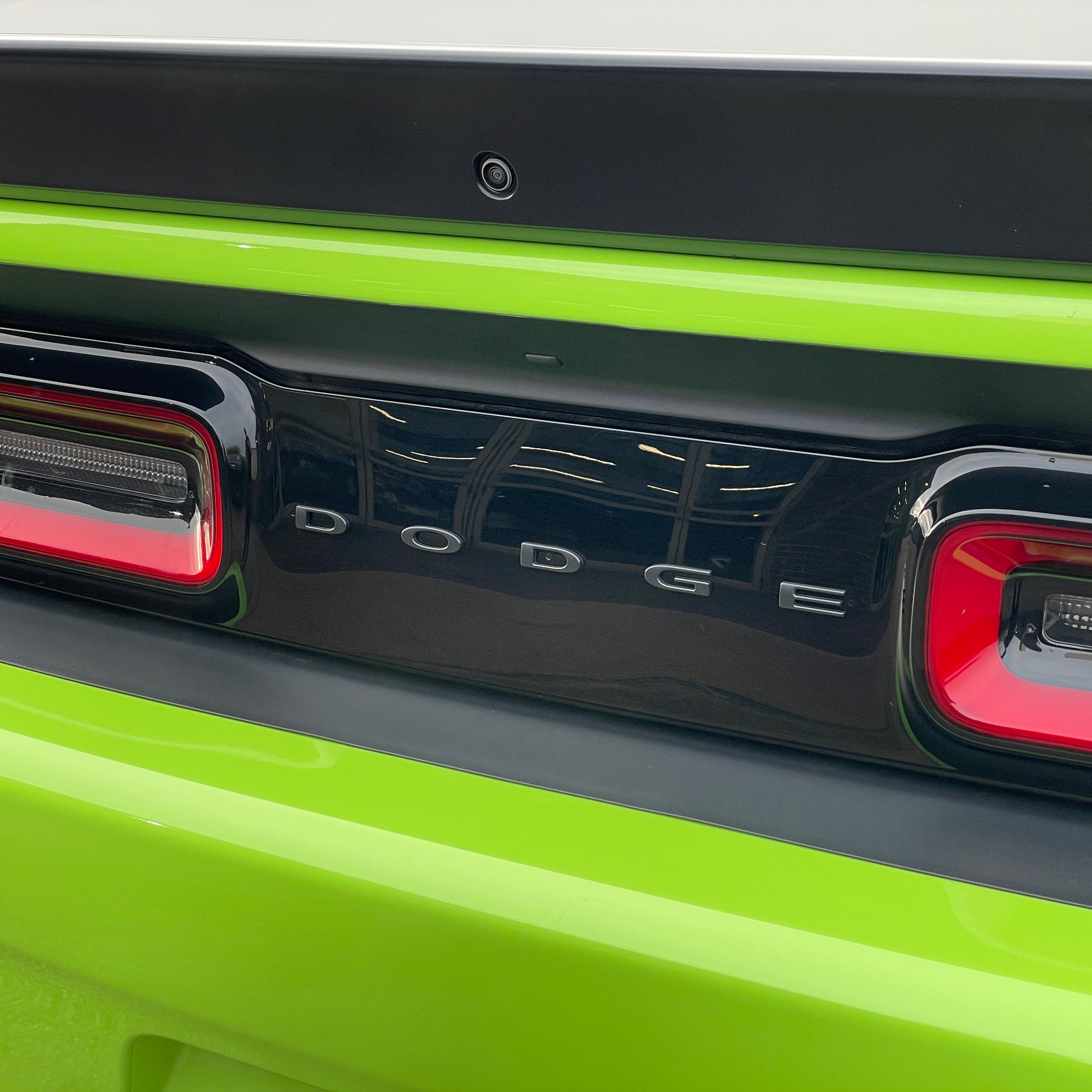 DODGE CHALLENGER R/T SCAT PACK WIDEBODY - SWINGER LAST CALL  SUBLIME WITH BLACK