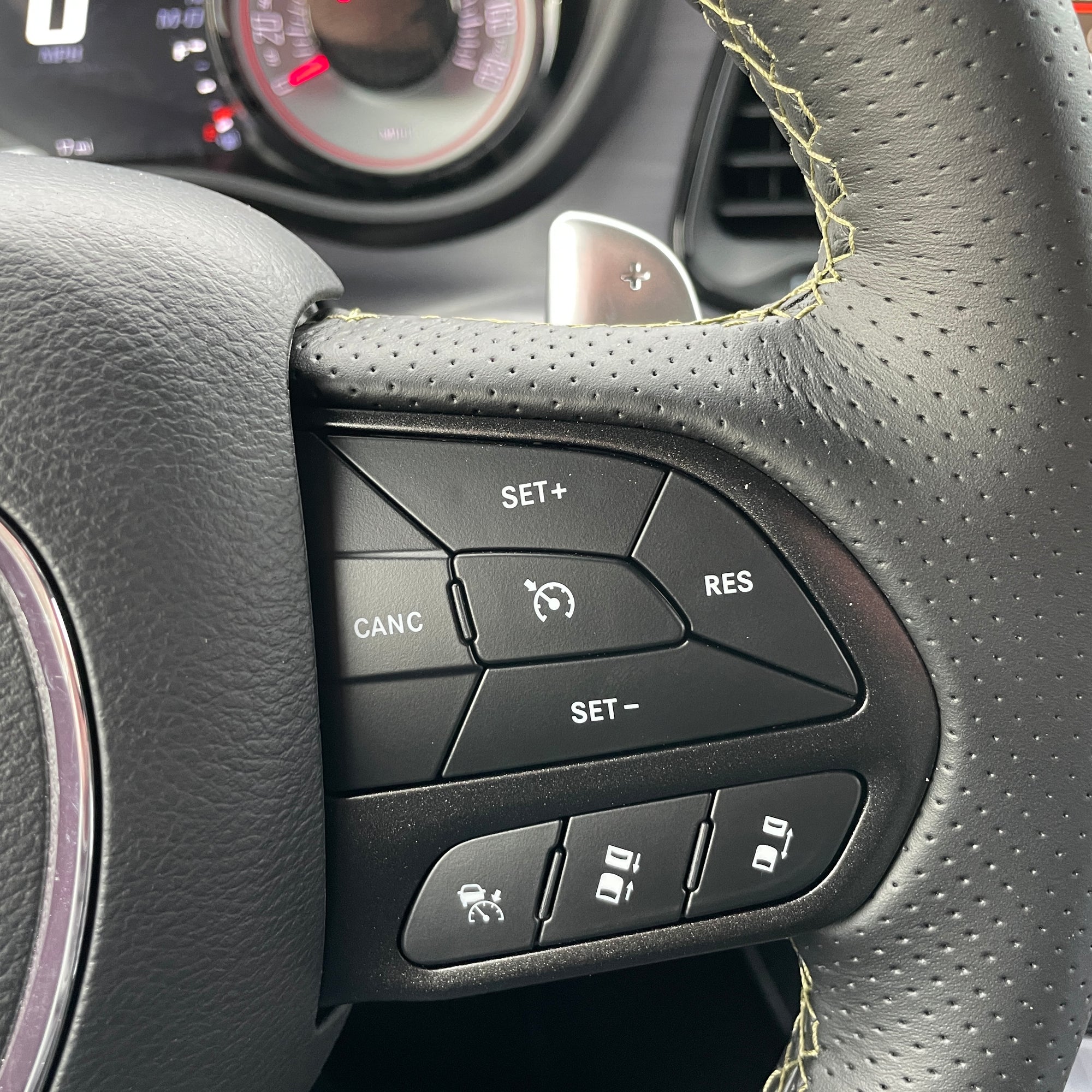 DODGE CHALLENGER R/T SCAT PACK WIDEBODY - SWINGER LAST CALL  SUBLIME WITH BLACK