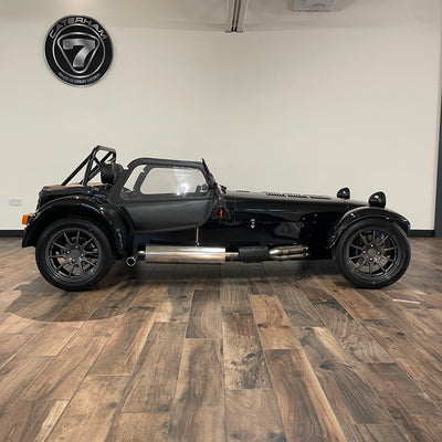 12/12 CATERHAM SEVEN ROADSPORT 150 LARGE CHASSIS - GRAVITY BLACK WITH BLACK LEATHER