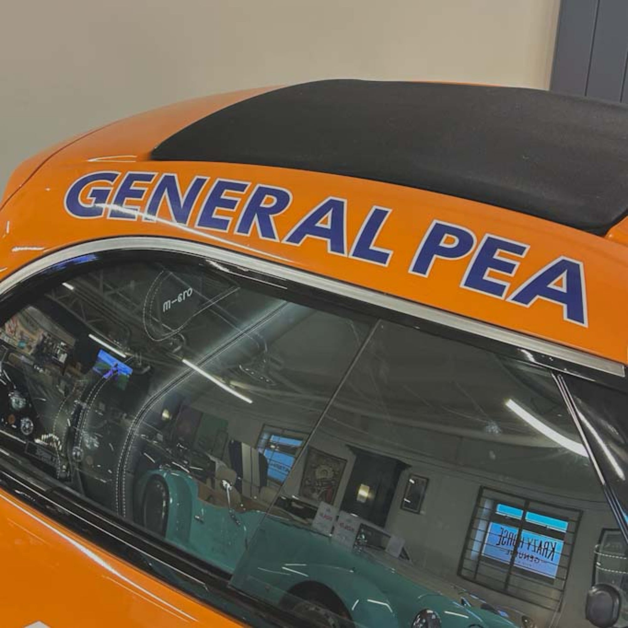 Microlino - Bespoke Icons Range "General Pea"