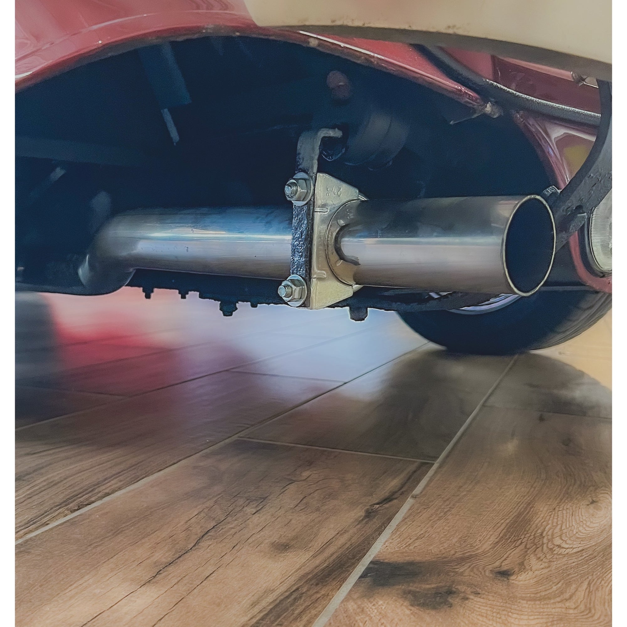 Morgan 4/4 LOW LINE - BMW Calypso Red