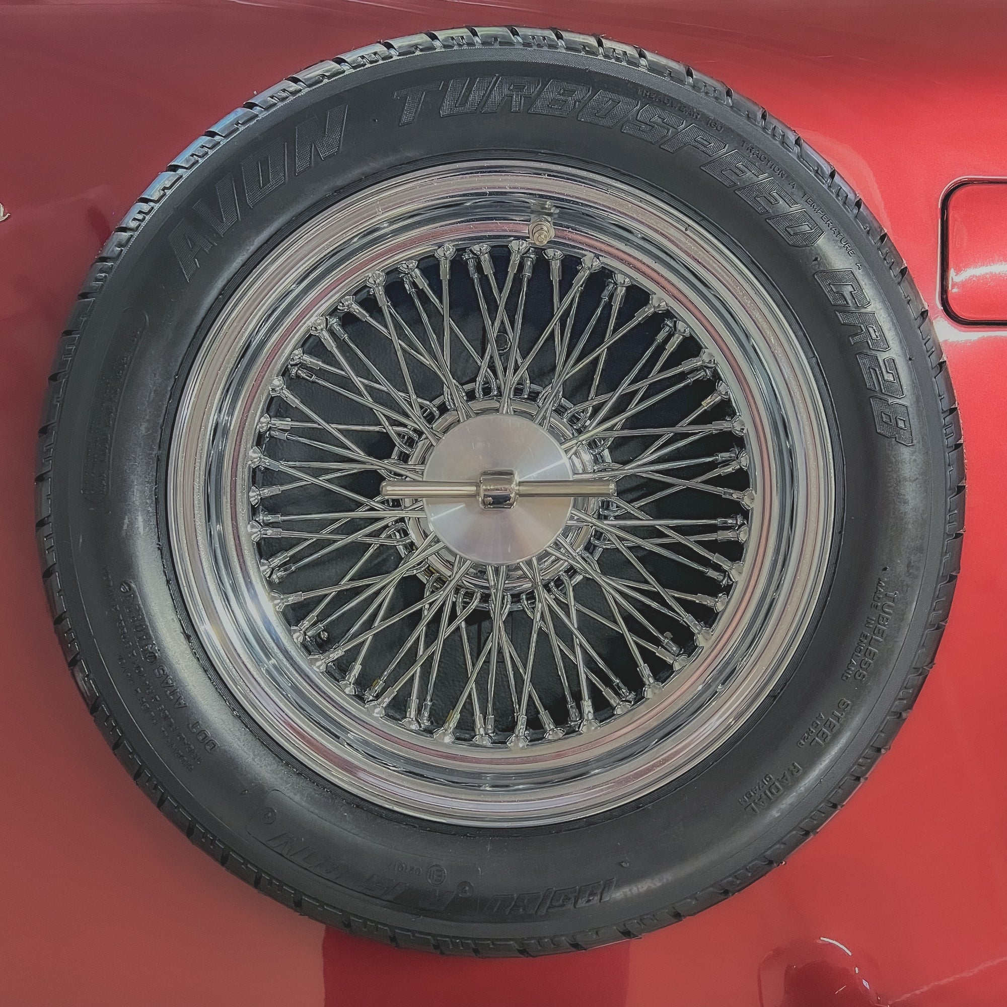 Morgan 4/4 LOW LINE - BMW Calypso Red