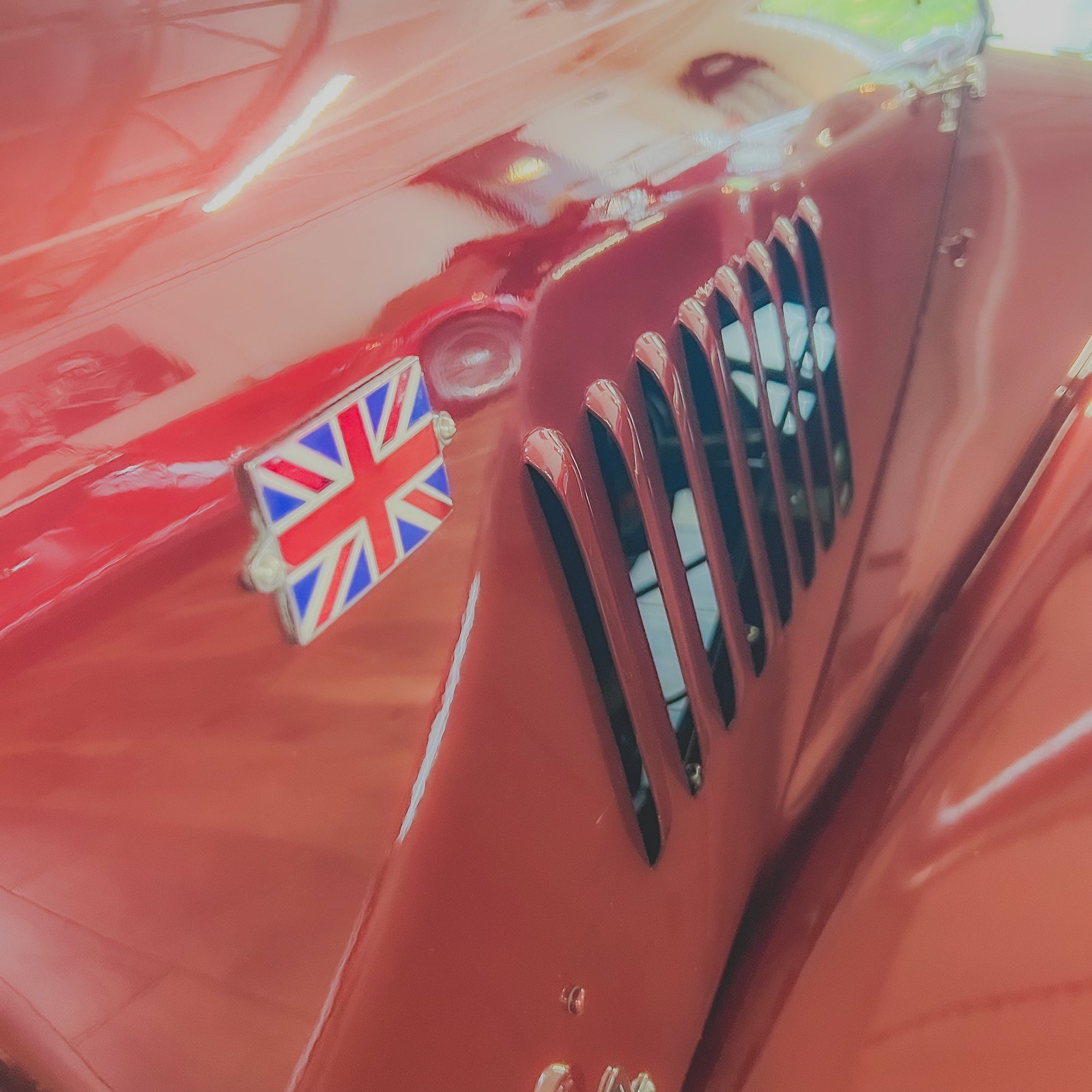 Morgan 4/4 LOW LINE - BMW Calypso Red