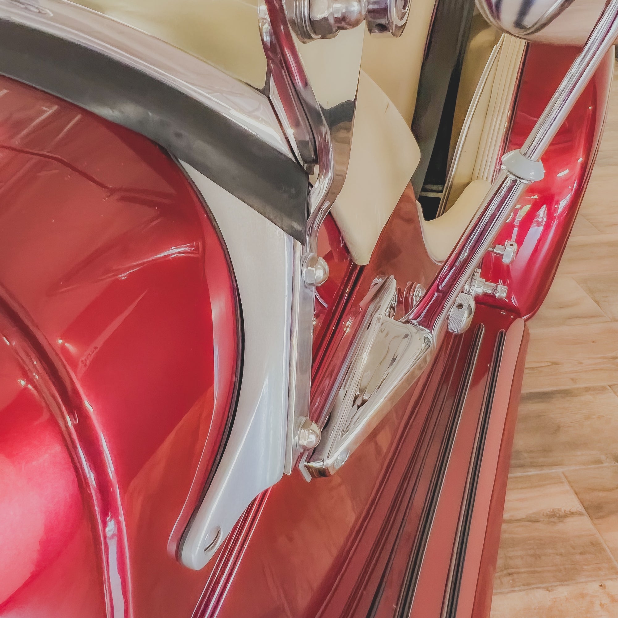 Morgan 4/4 LOW LINE - BMW Calypso Red