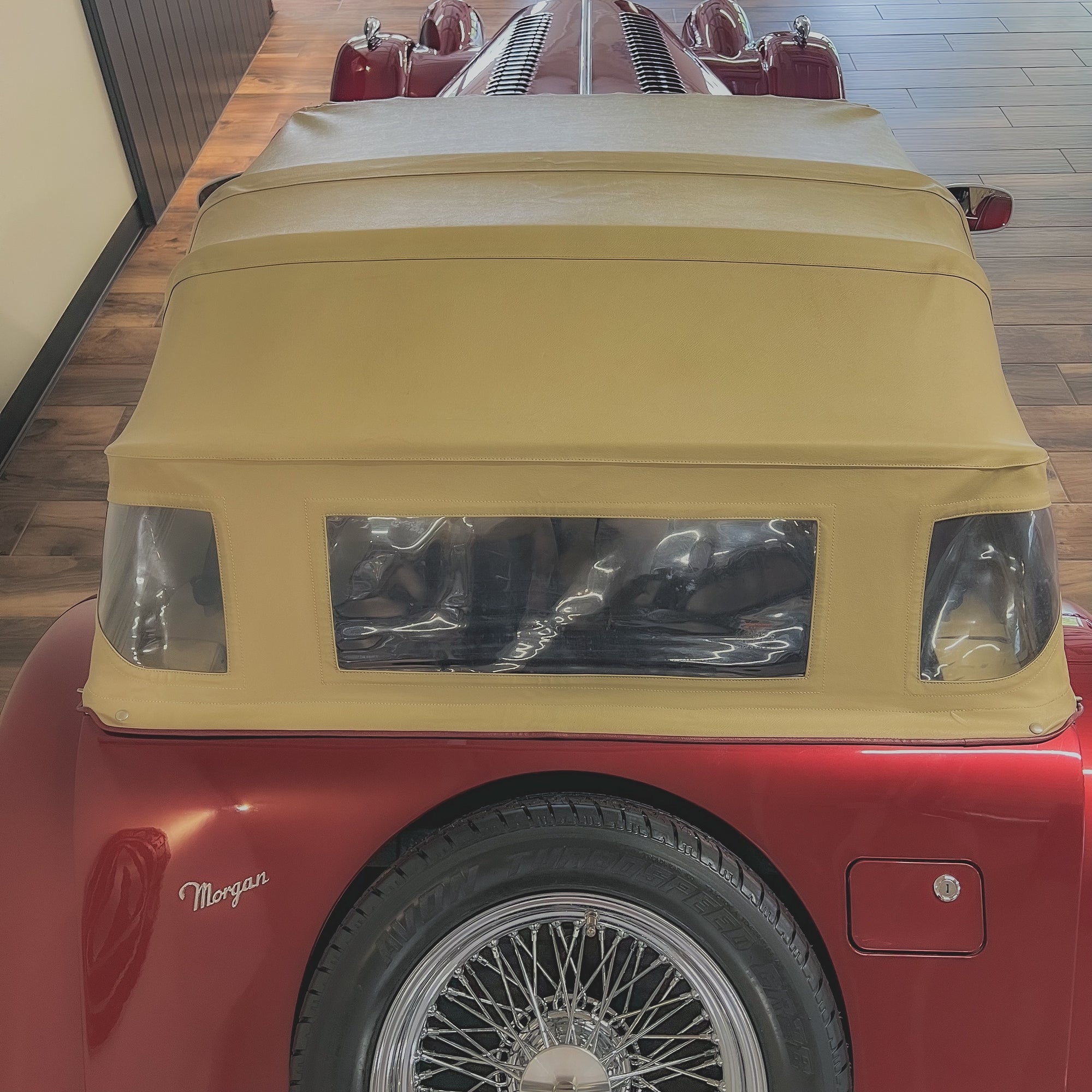 Morgan 4/4 LOW LINE - BMW Calypso Red