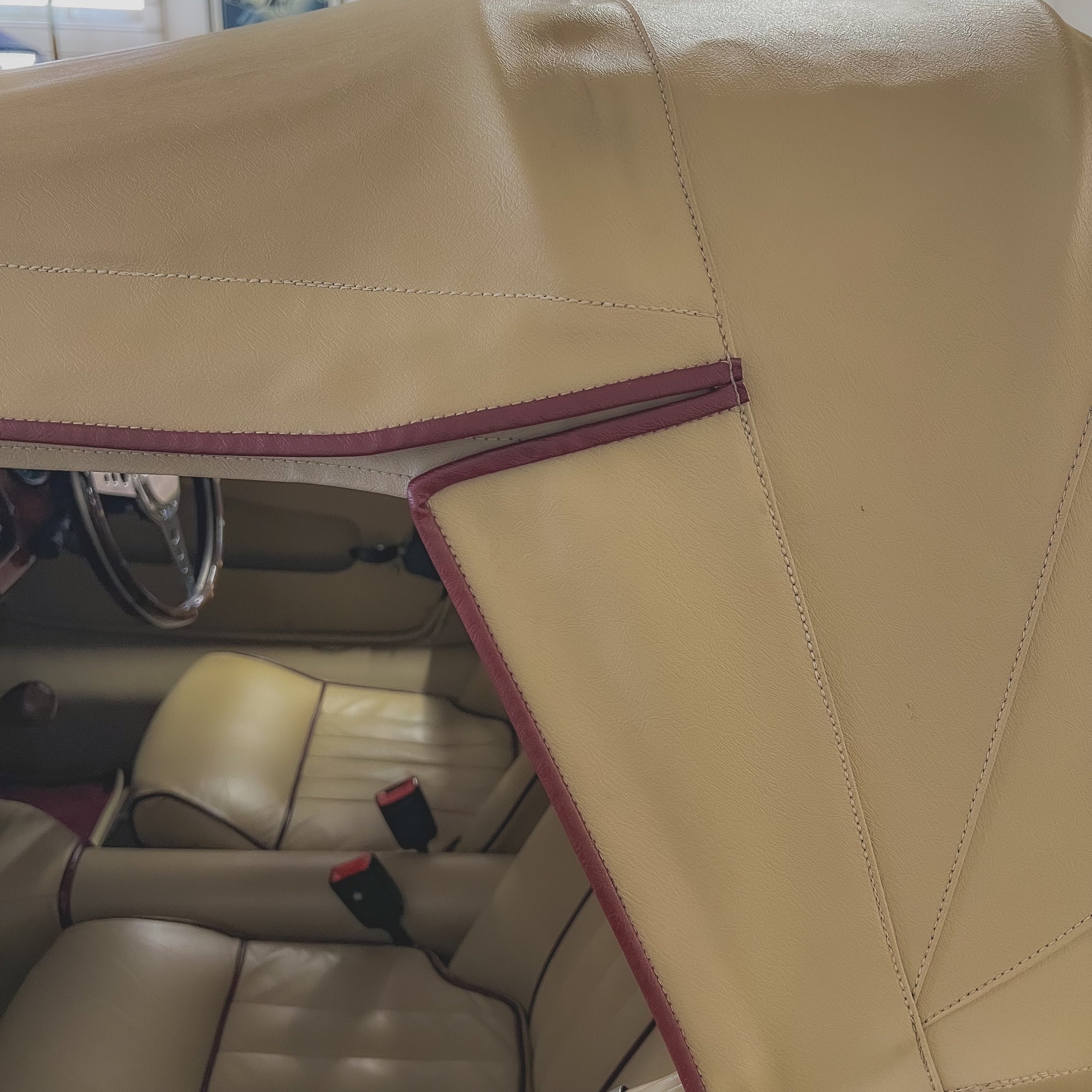 Morgan 4/4 LOW LINE - BMW Calypso Red