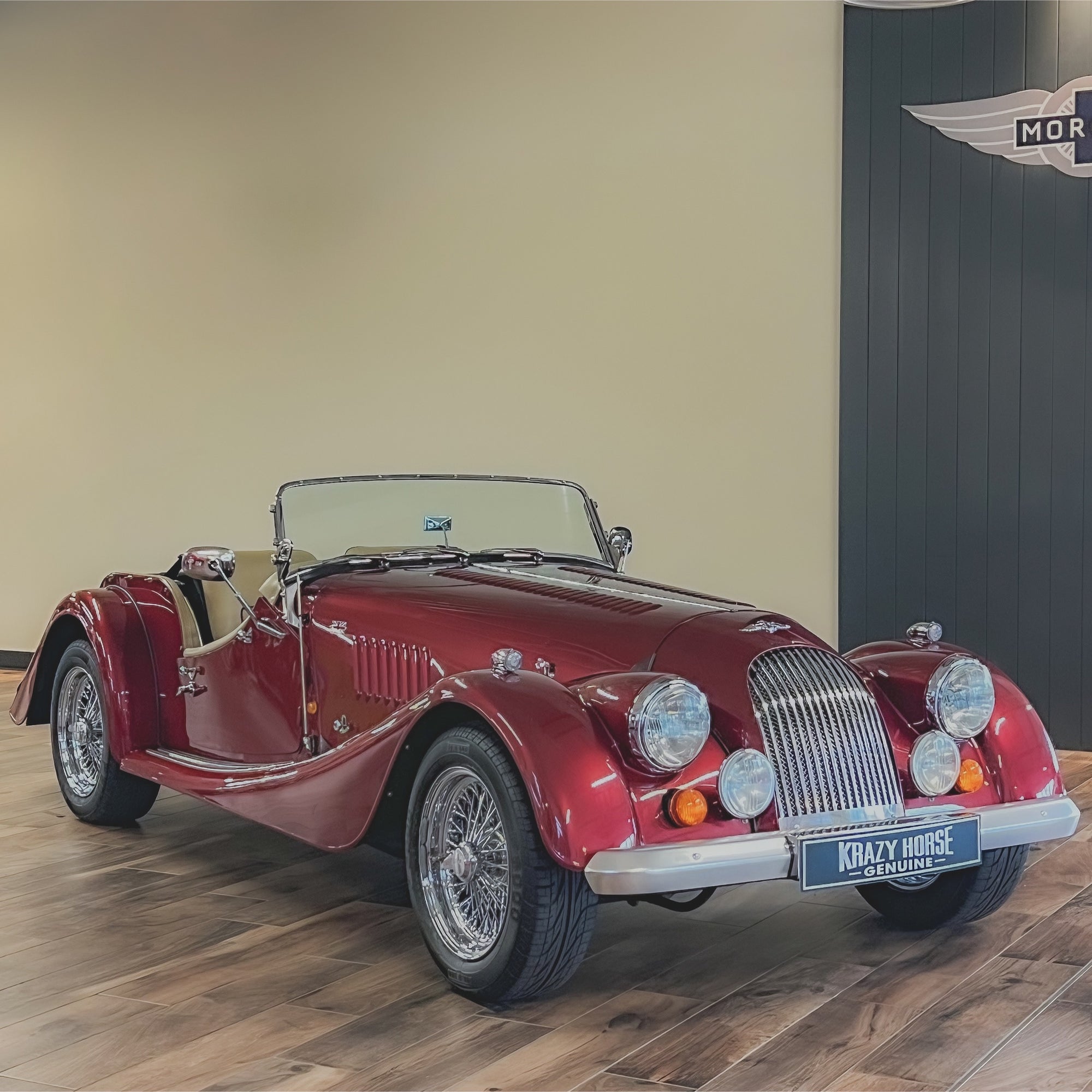 Morgan 4/4 LOW LINE - BMW Calypso Red