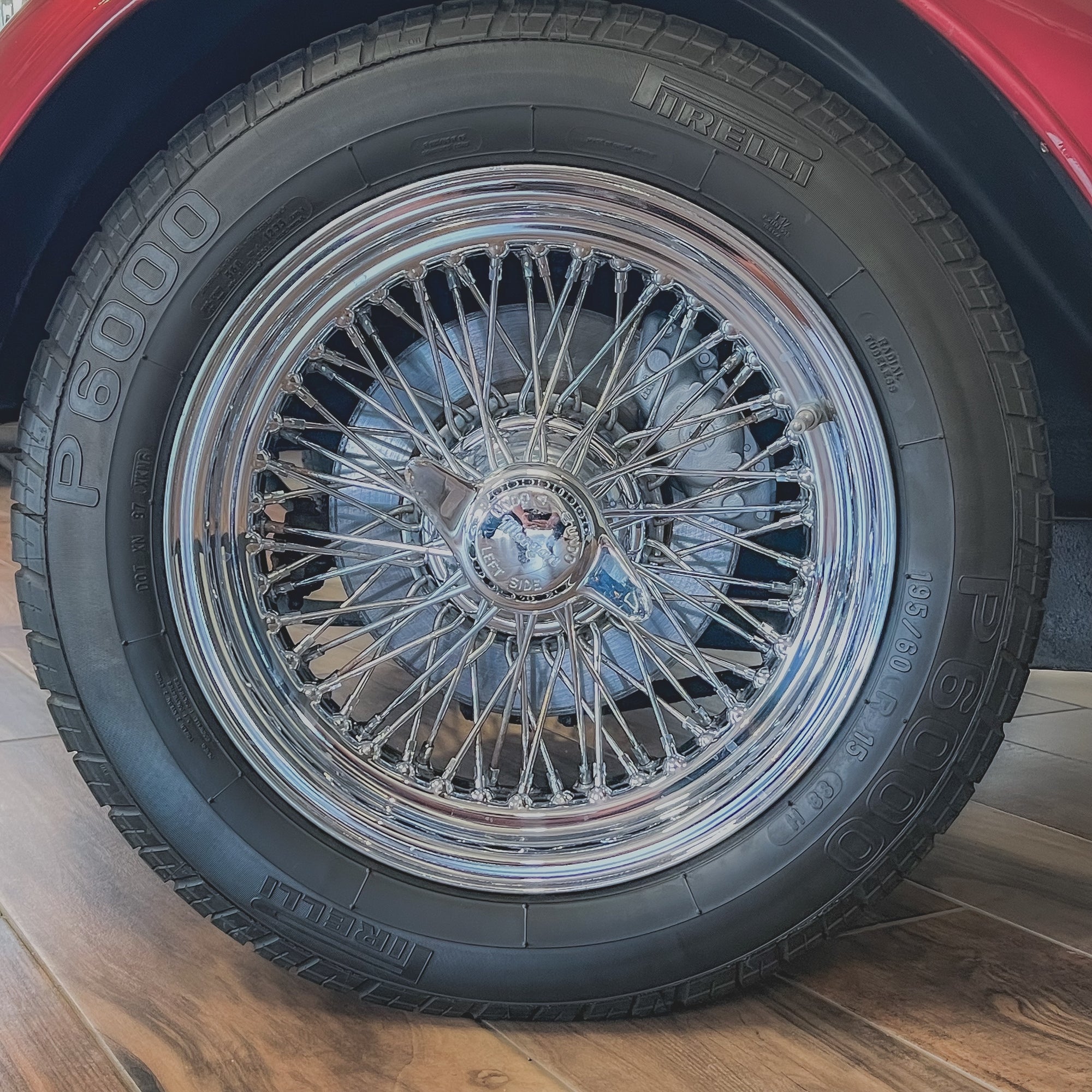 Morgan 4/4 LOW LINE - BMW Calypso Red