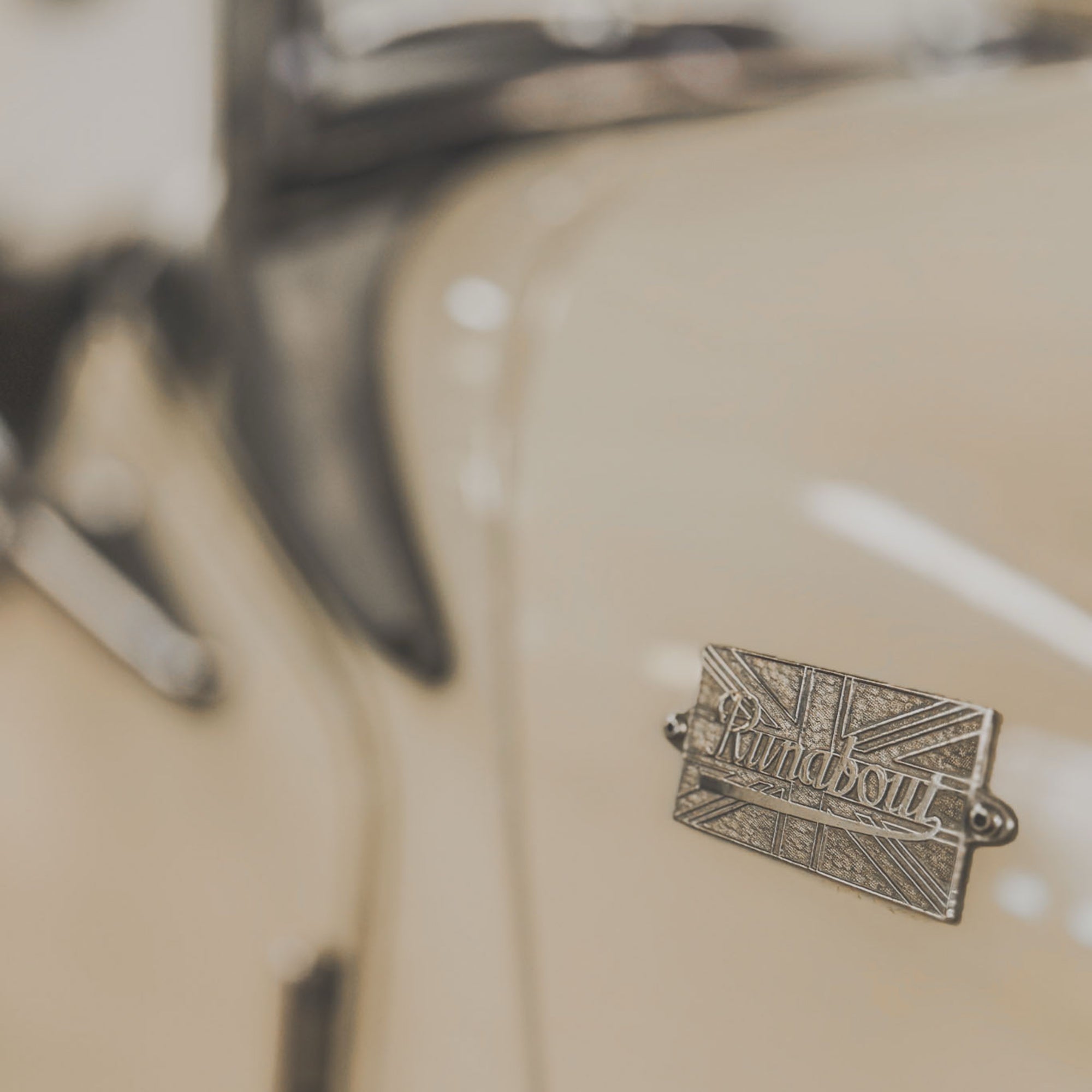 Morgan 4/4 Ford 1.8 Twin Cam Zetec - Whitehall Cream